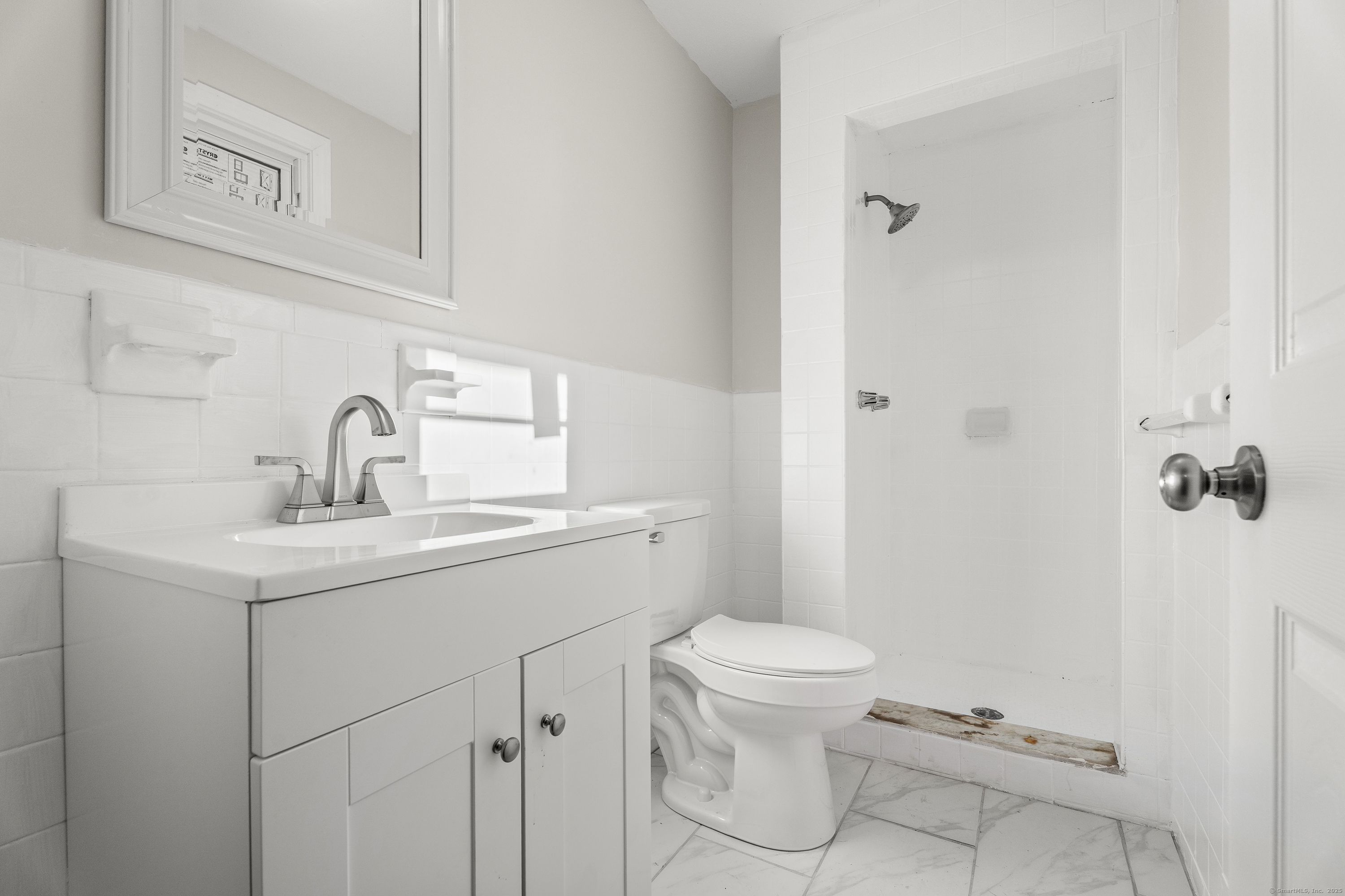 Homes for sale in Salem, CT | 27 Woodland Dr, Salem, CT 06420 | MLS# 24145058