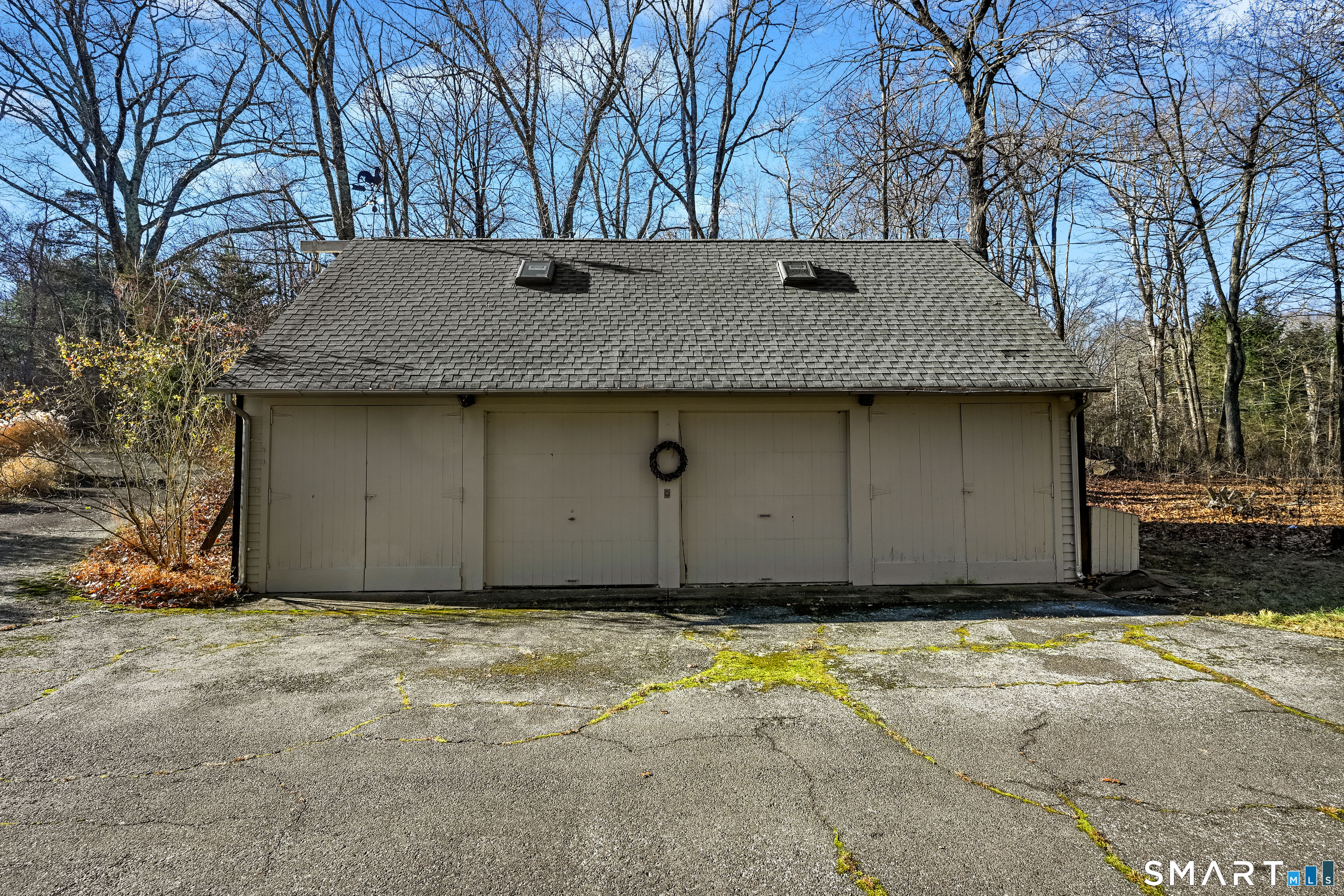 Weston, Connecticut, 06883, United States, 5 Bedrooms Bedrooms, ,4.5 BathroomsBathrooms,Residential,For Sale,2003894