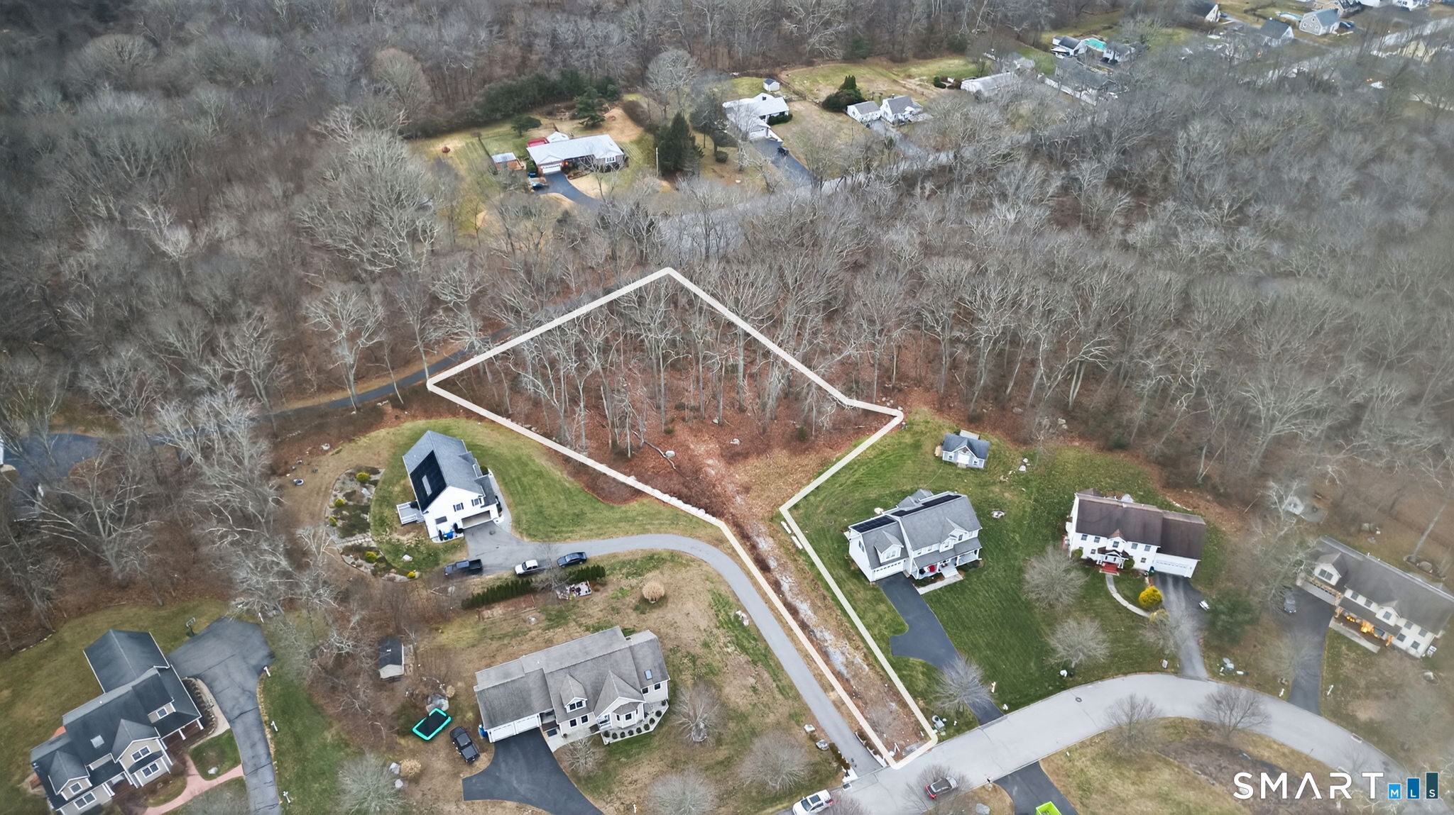 Homes for sale in Waterford, CT | 9 Arrowhead Trl, Waterford, CT 06385 | MLS# 24144858