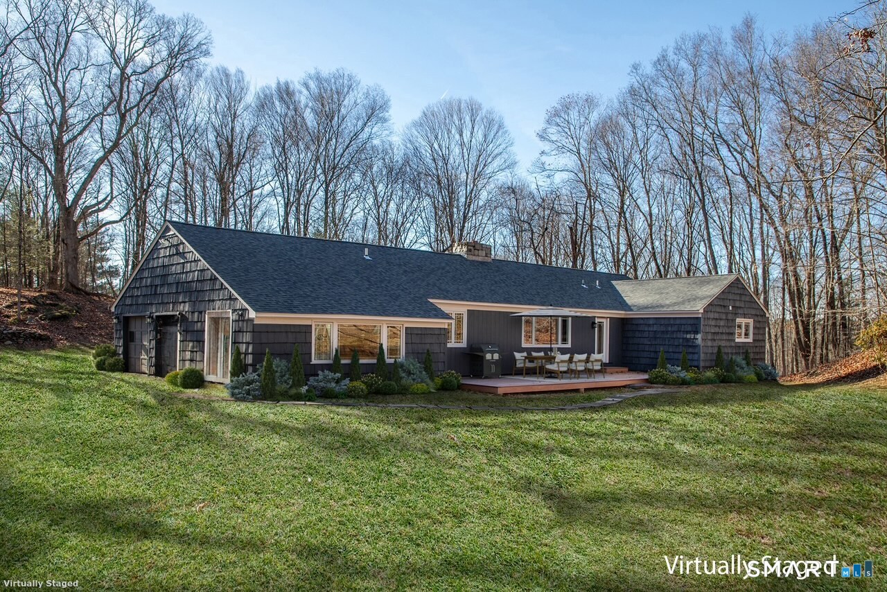 Homes for sale in Washington, CT | 102 Wykeham Rd, Washington, CT 06793 | MLS# 24139080