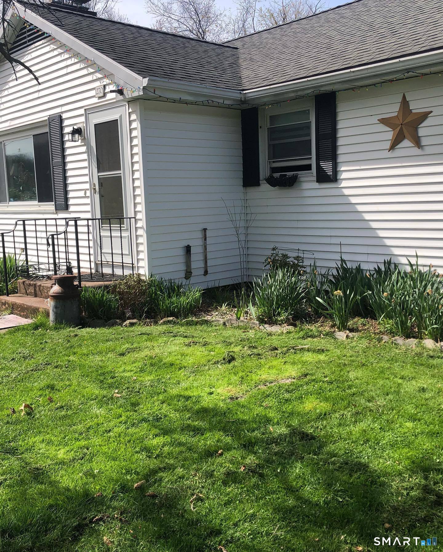 Homes for sale in Durham, CT | 270 Haddam Quarter Rd, Durham, CT 06422 | MLS# 24145063