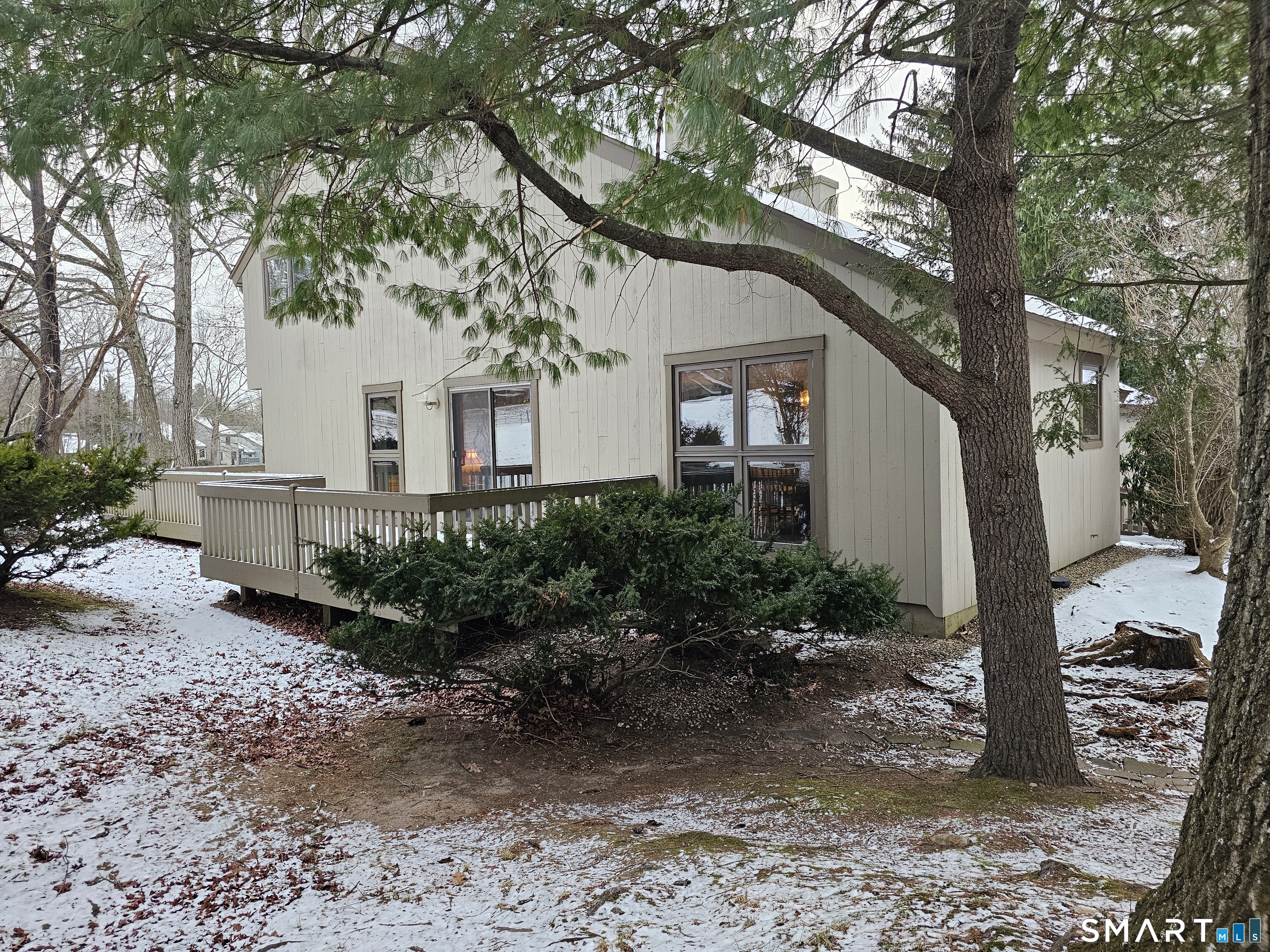 Homes for sale in Avon, CT | 67 Byron Dr #67, Avon, CT 06001 | MLS# 24143870