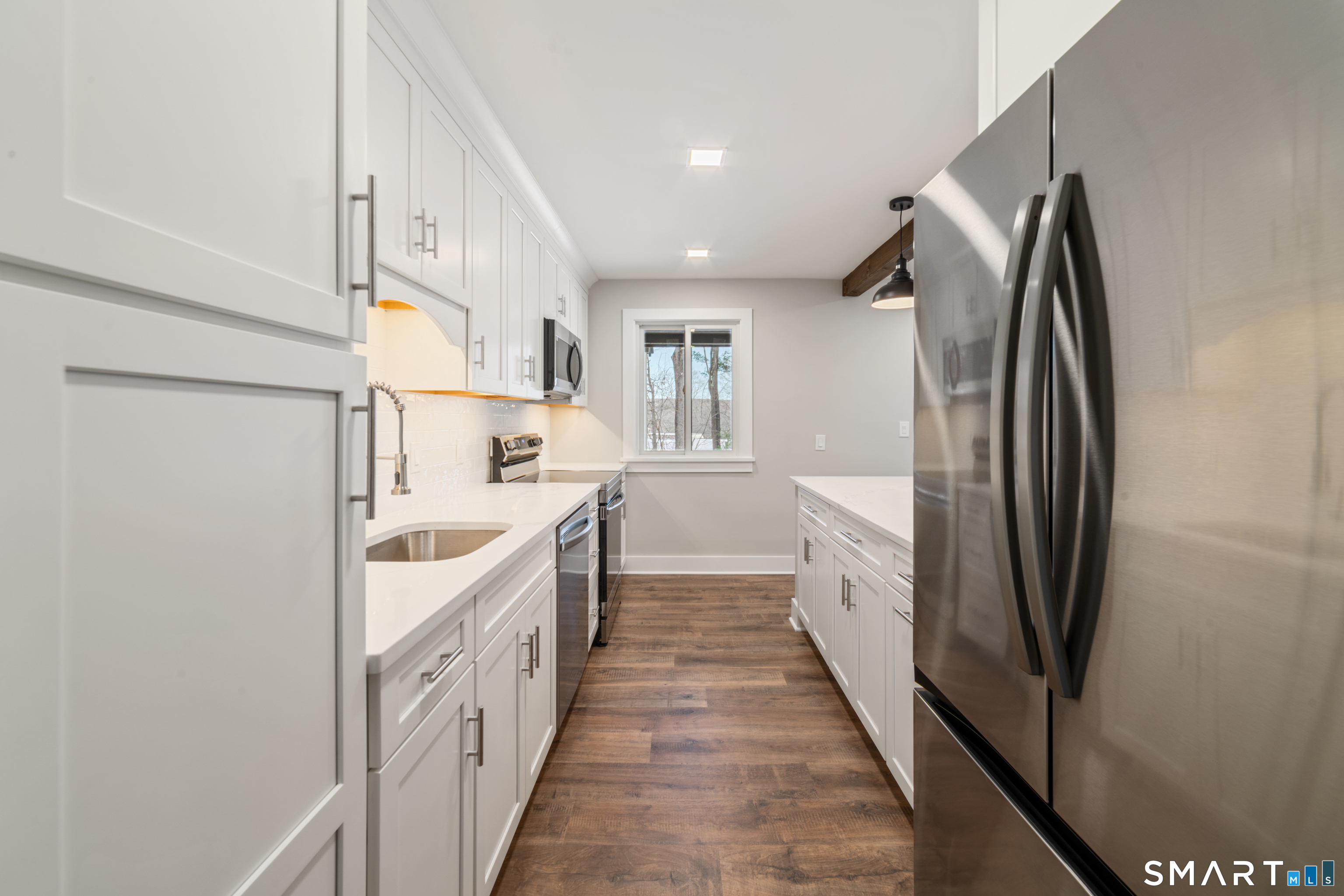 Homes for sale in Southbury, CT | 304 Heritage Vlg #B, Southbury, CT 06488 | MLS# 24144979