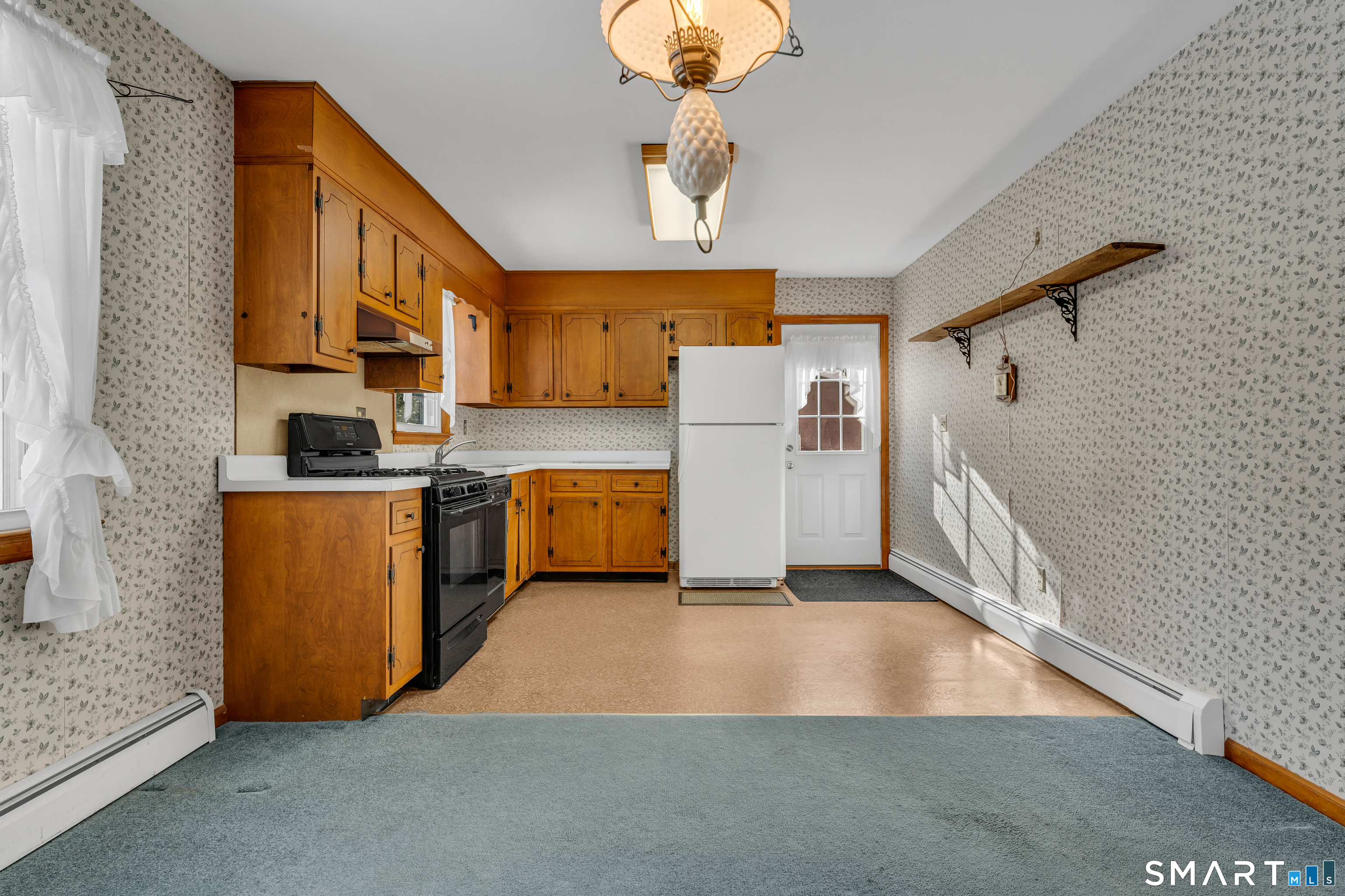 Homes for sale in Guilford, CT | 849 Hoop Pole Rd, Guilford, CT 06437 | MLS# 24144863