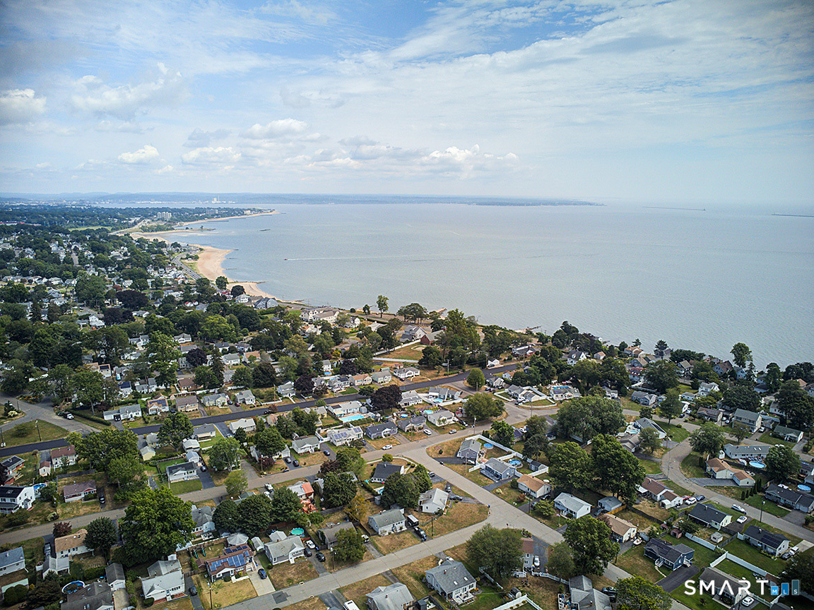 Homes for sale in West Haven, CT | 43 Contact Dr, West Haven, CT 06516 | MLS# 24143942