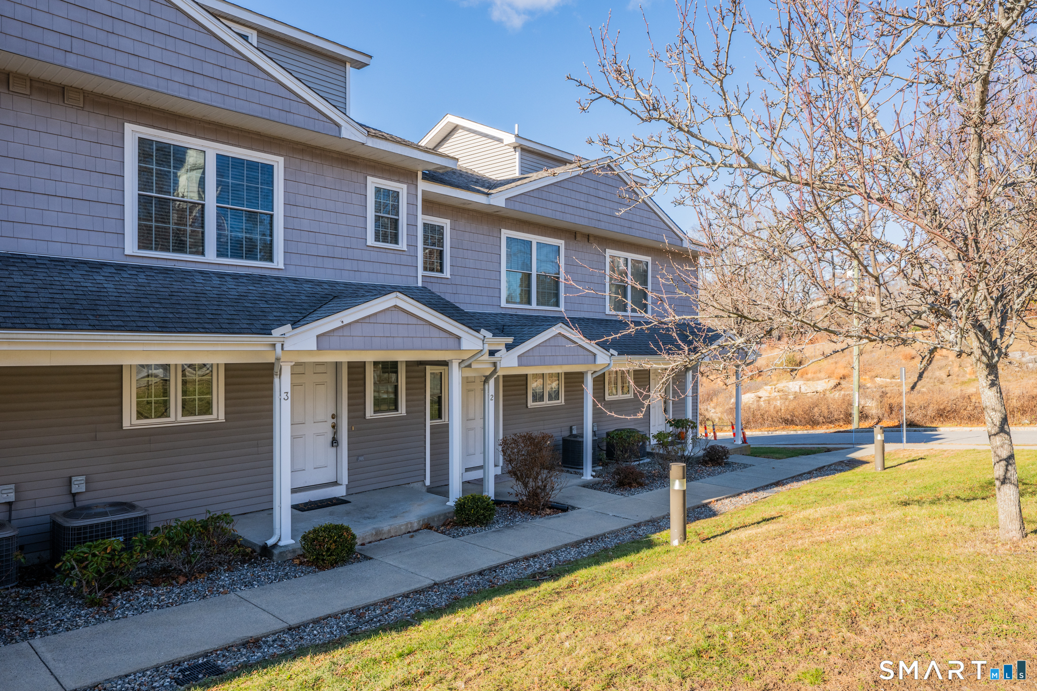 Homes for sale in New London, CT | 330 Crystal Ave #3, New London, CT 06320 | MLS# 24143896