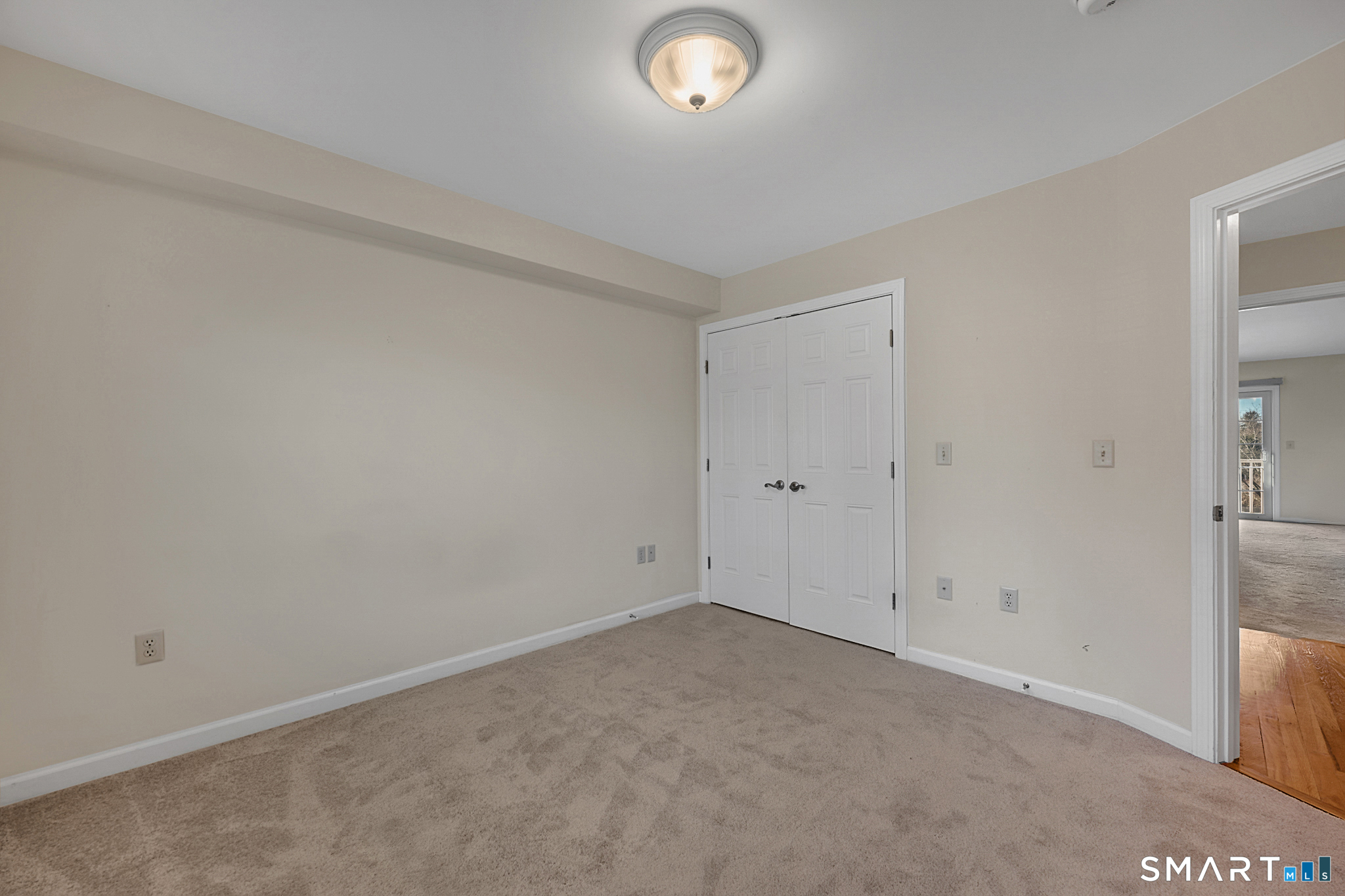 Homes for sale in New London, CT | 330 Crystal Ave #3, New London, CT 06320 | MLS# 24143896