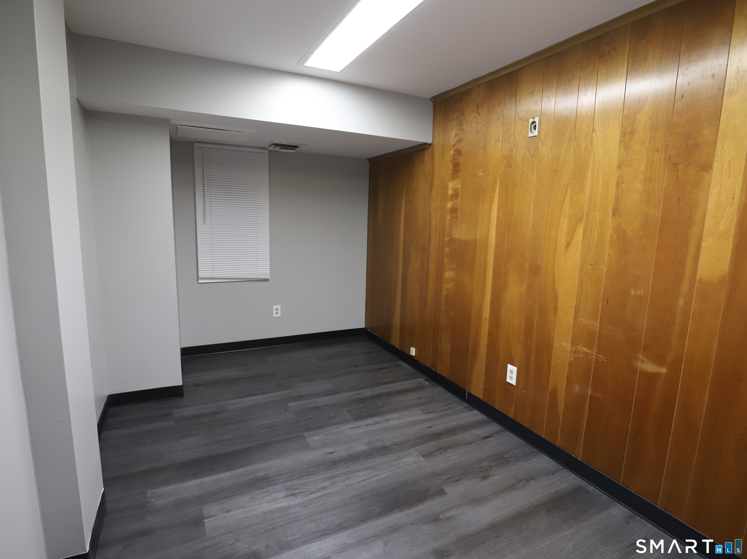 21 Middle Turnpike East, Manchester, 06040, 0 , 0 ,0,Commercial For Lease,For Rent,Middle Turnpike East,0,24145177