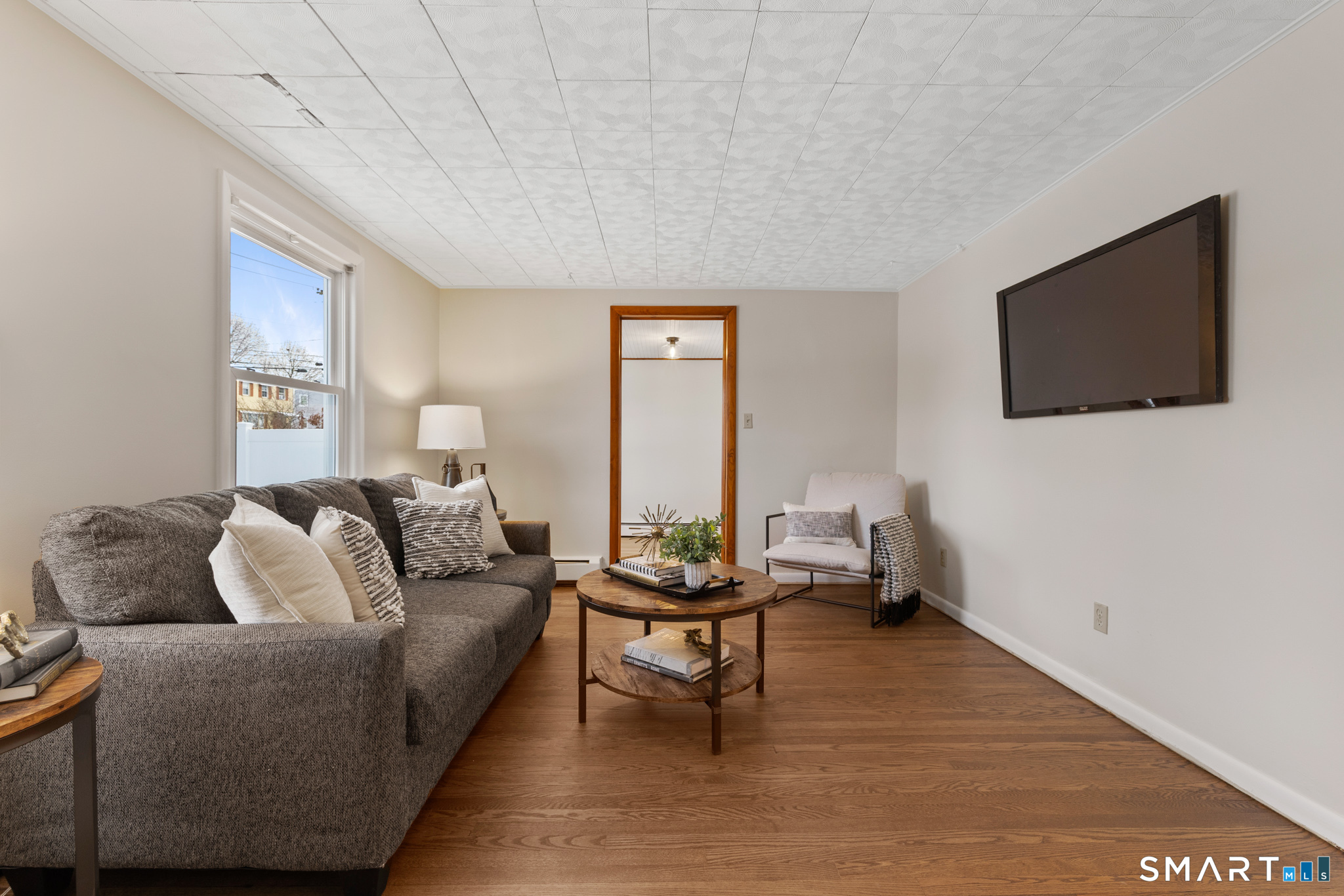 Homes for sale in Manchester, CT | 94 Broad St, Manchester, CT 06042 | MLS# 24143205