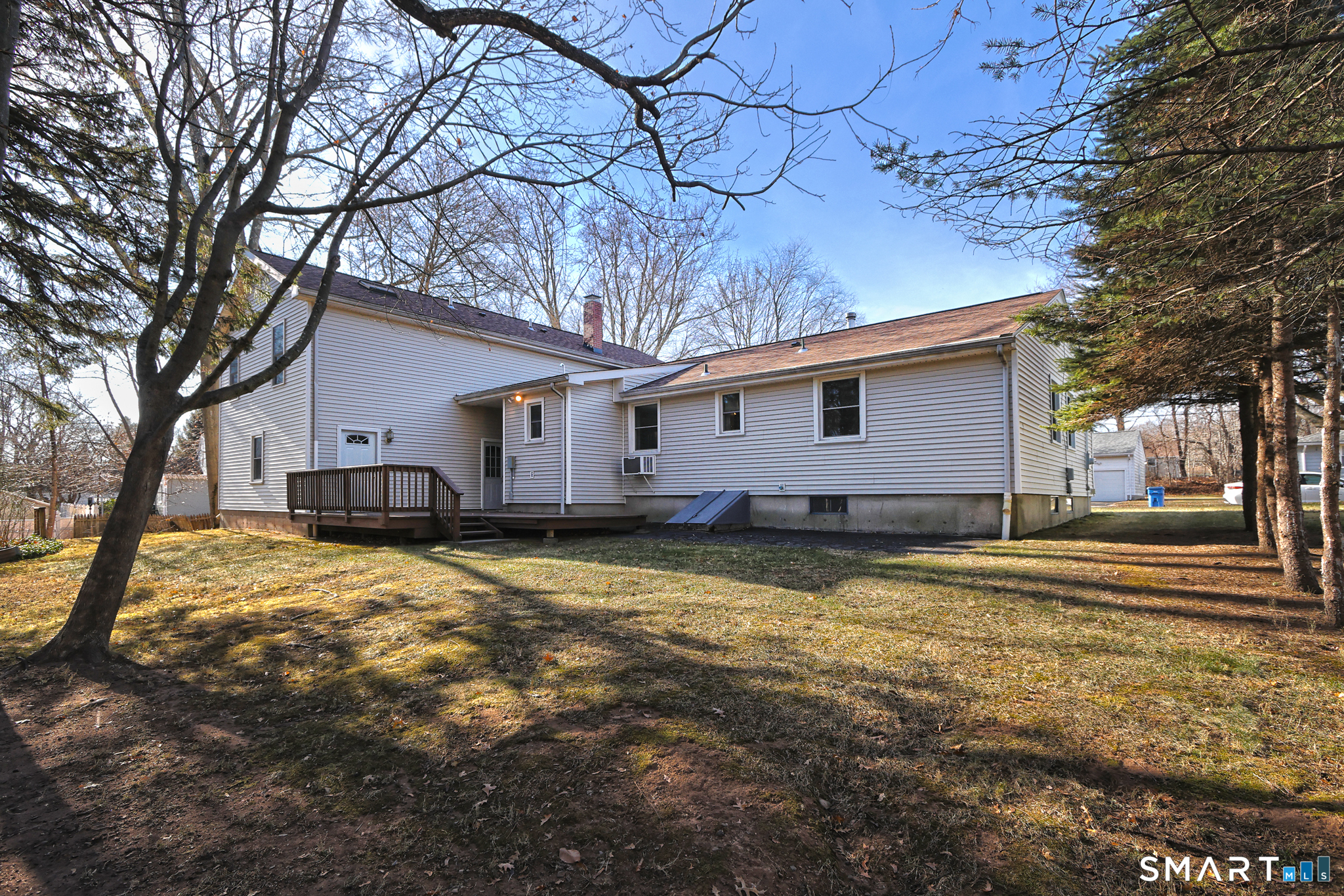 Homes for sale in Hamden, CT | 180 White Dr, Hamden, CT 06514 | MLS# 24143989