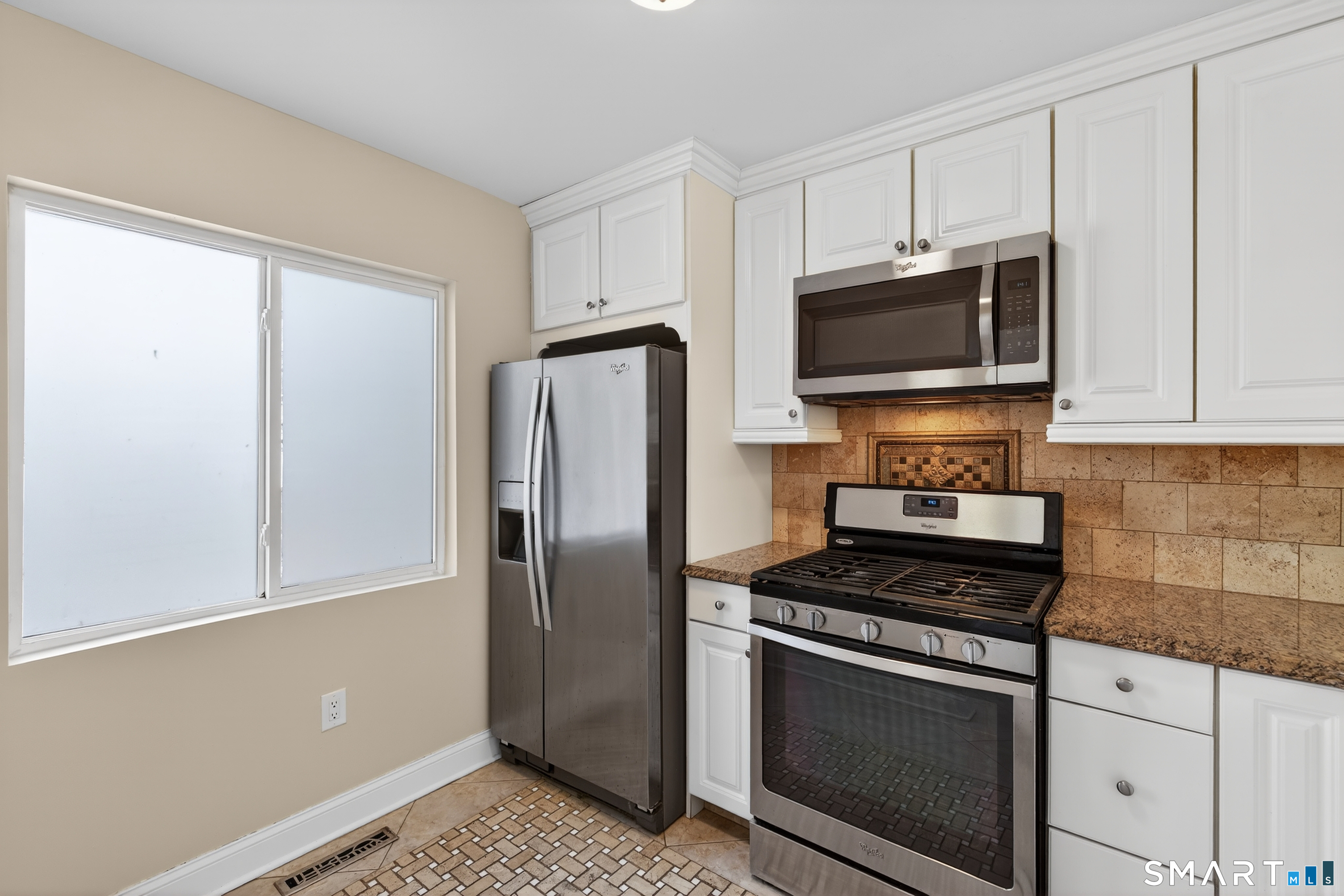 Homes for sale in Branford, CT | 295 Monticello Dr #295, Branford, CT 06405 | MLS# 24145246