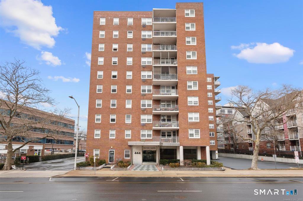 Homes for sale in Stamford, CT | 444 Bedford St #apt 3R, Stamford, CT 06901 | MLS# 24144844