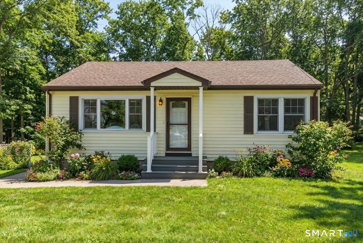 Homes for sale in Stonington, CT | 97 Elm Ridge Rd, Stonington, CT 06379 | MLS# 24145284