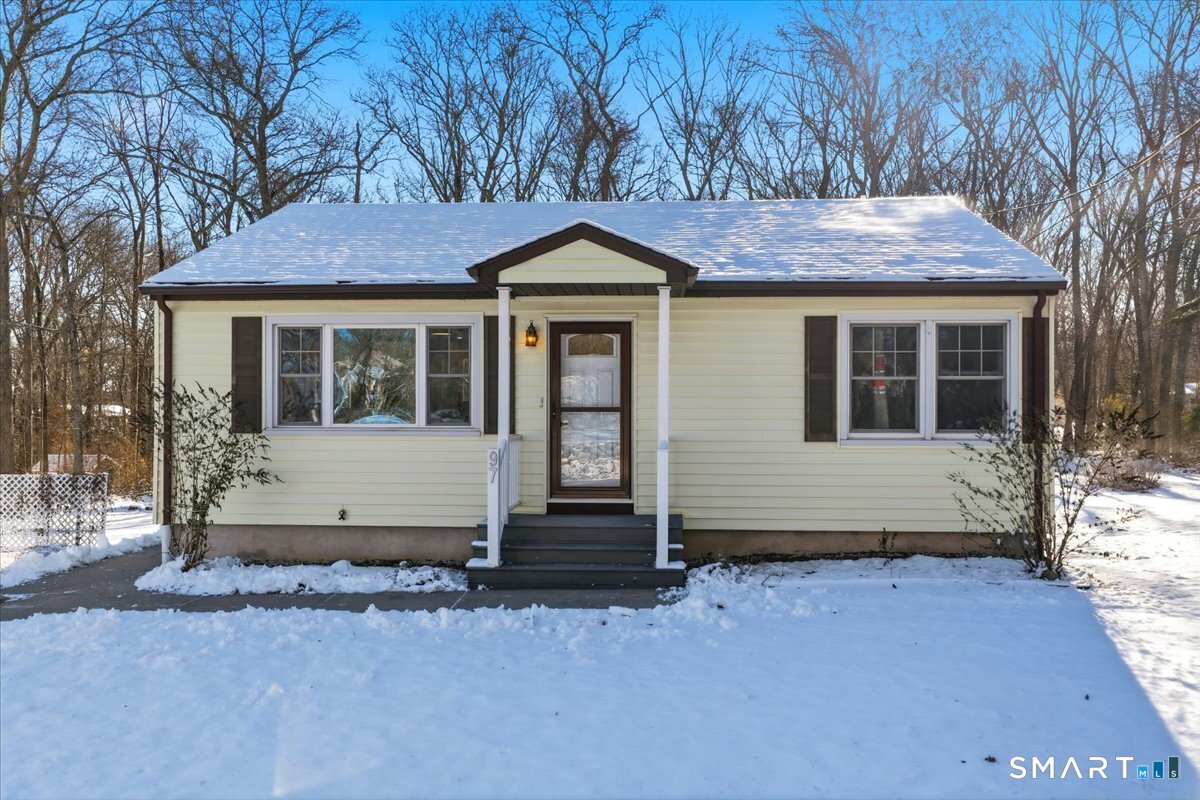Homes for sale in Stonington, CT | 97 Elm Ridge Rd, Stonington, CT 06379 | MLS# 24145284