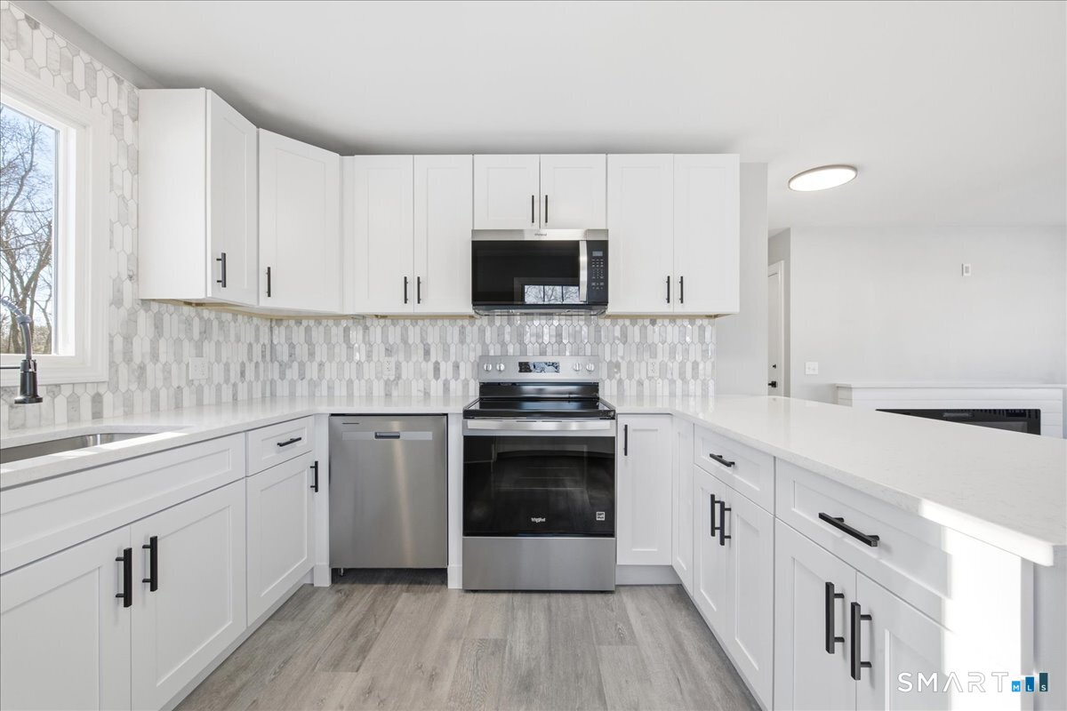 Homes for sale in Stonington, CT | 97 Elm Ridge Rd, Stonington, CT 06379 | MLS# 24145284