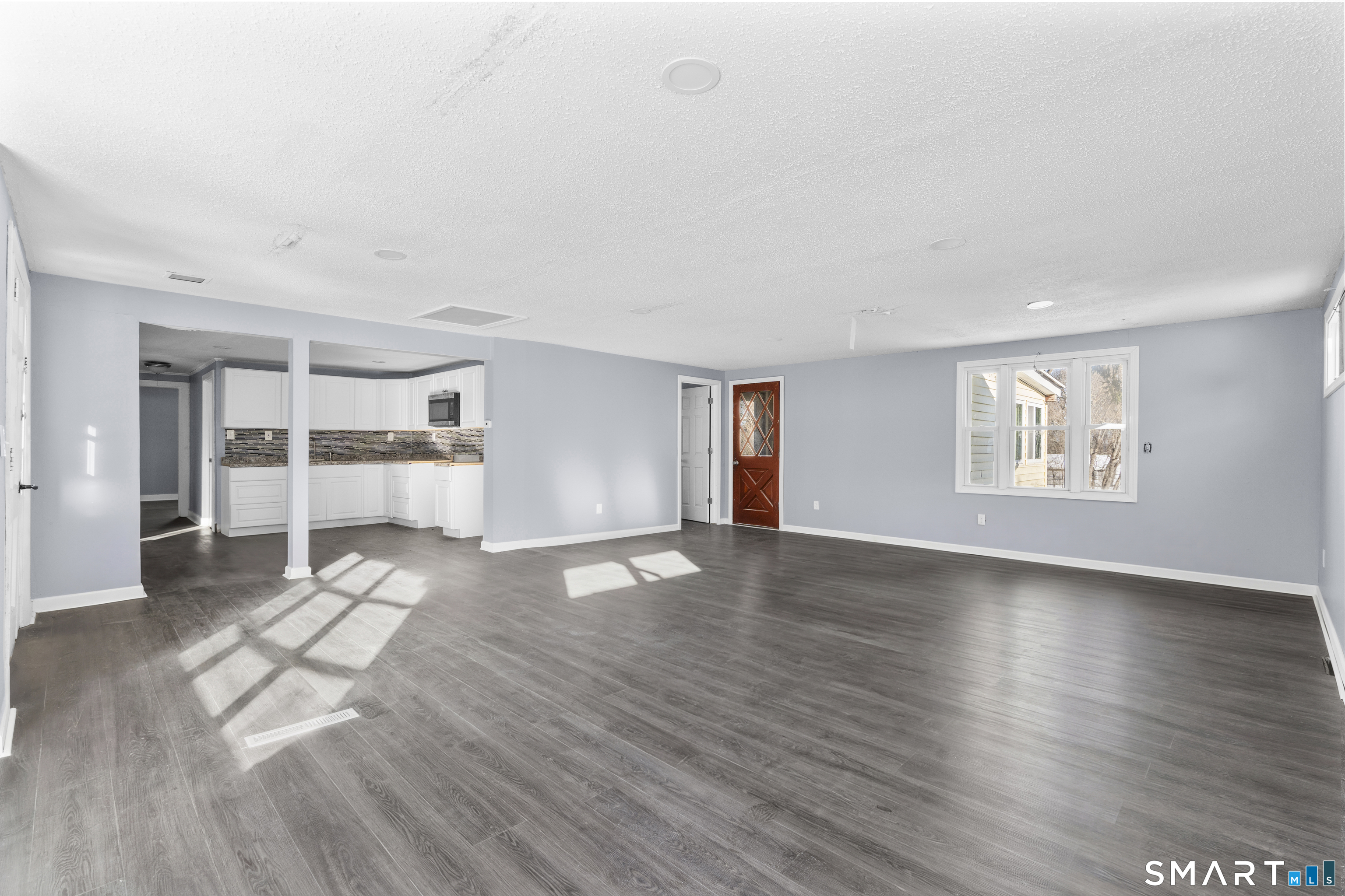 Homes for sale in Norwich, CT | 61 Flyers Dr, Norwich, CT 06360 | MLS# 24145121