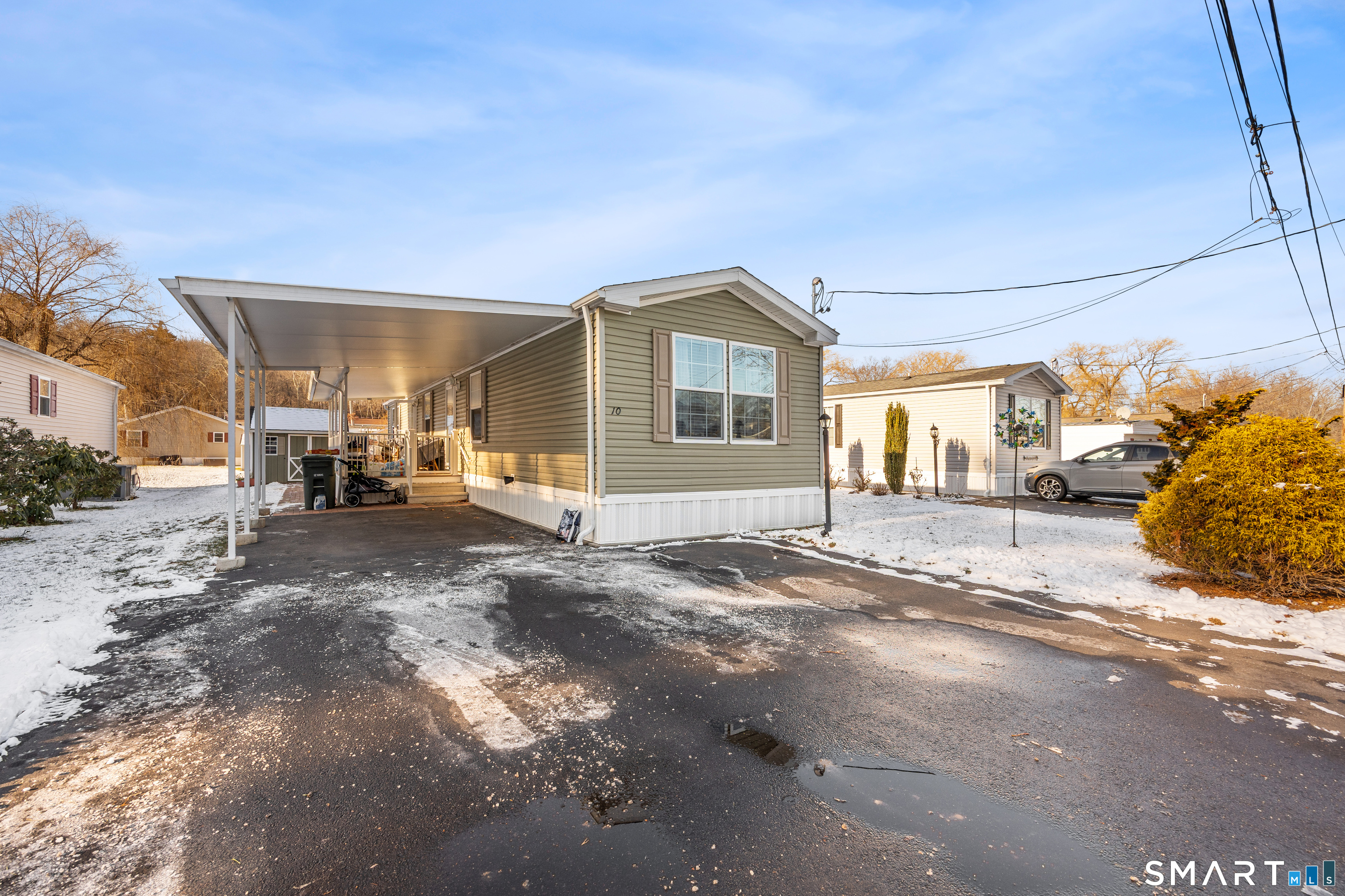 Homes for sale in Southington, CT | 10 Meadow Rd, Southington, CT 06489 | MLS# 24145234