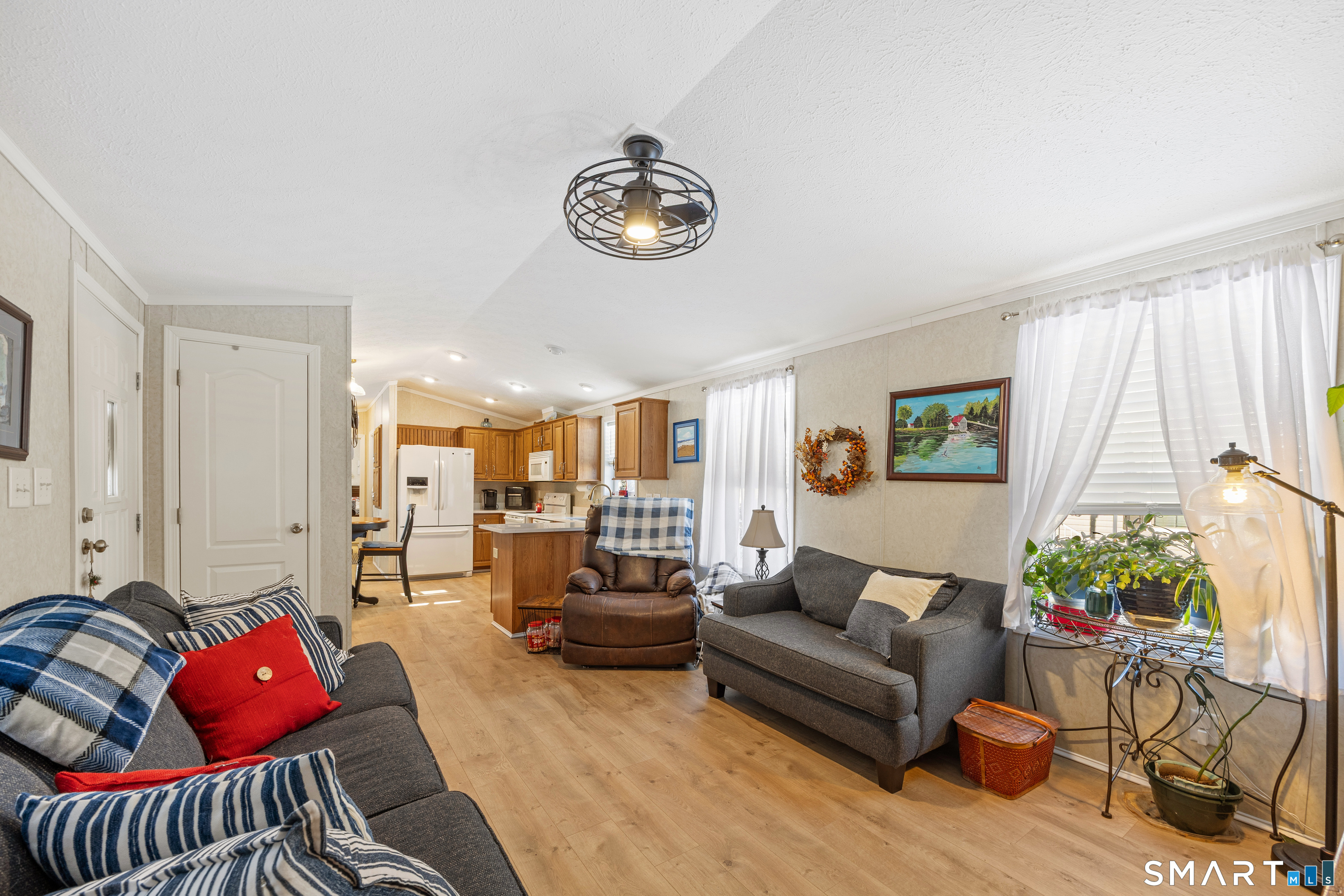 Homes for sale in Southington, CT | 10 Meadow Rd, Southington, CT 06489 | MLS# 24145234