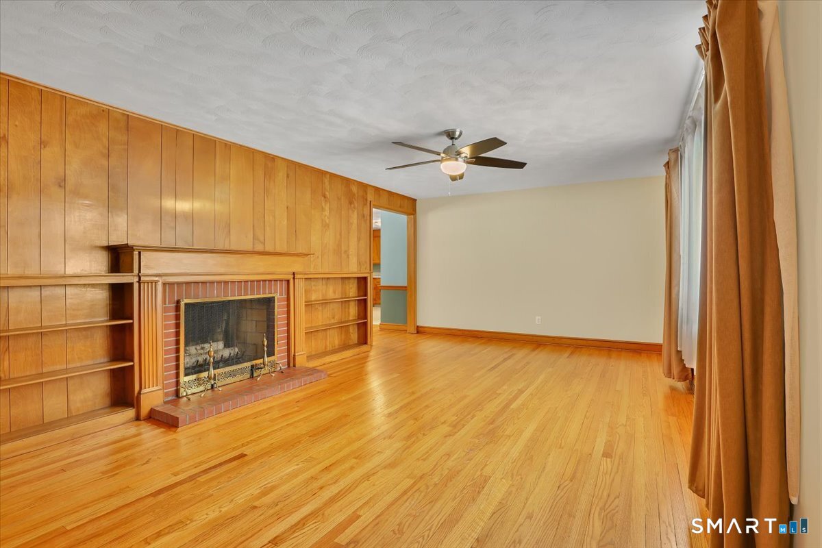 Homes for sale in Manchester, CT | 155 Ferguson Rd, Manchester, CT 06040 | MLS# 24145061