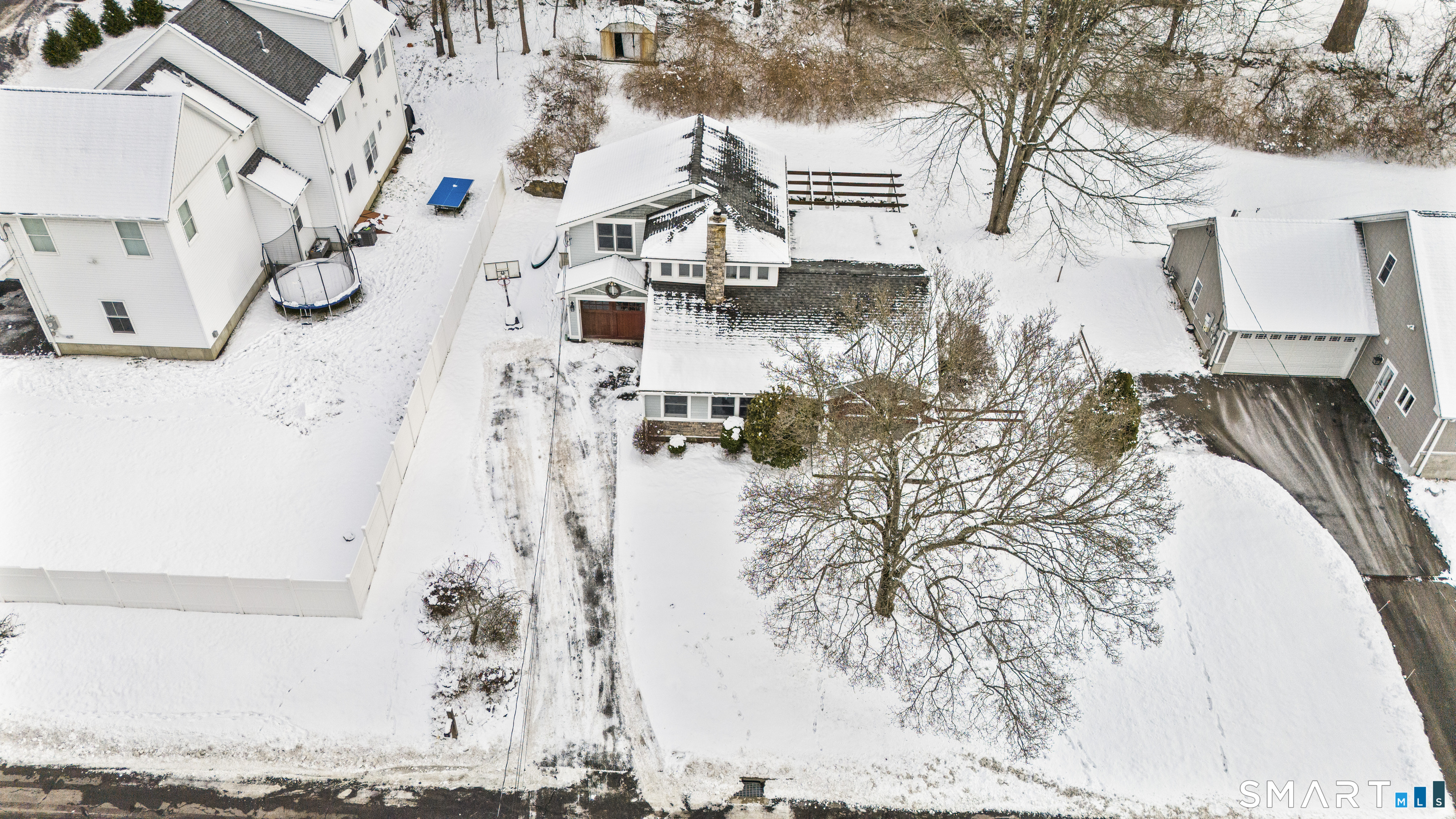 Homes for sale in Fairfield, CT | 80 Adley Rd, Fairfield, CT 06825 | MLS# 24145297