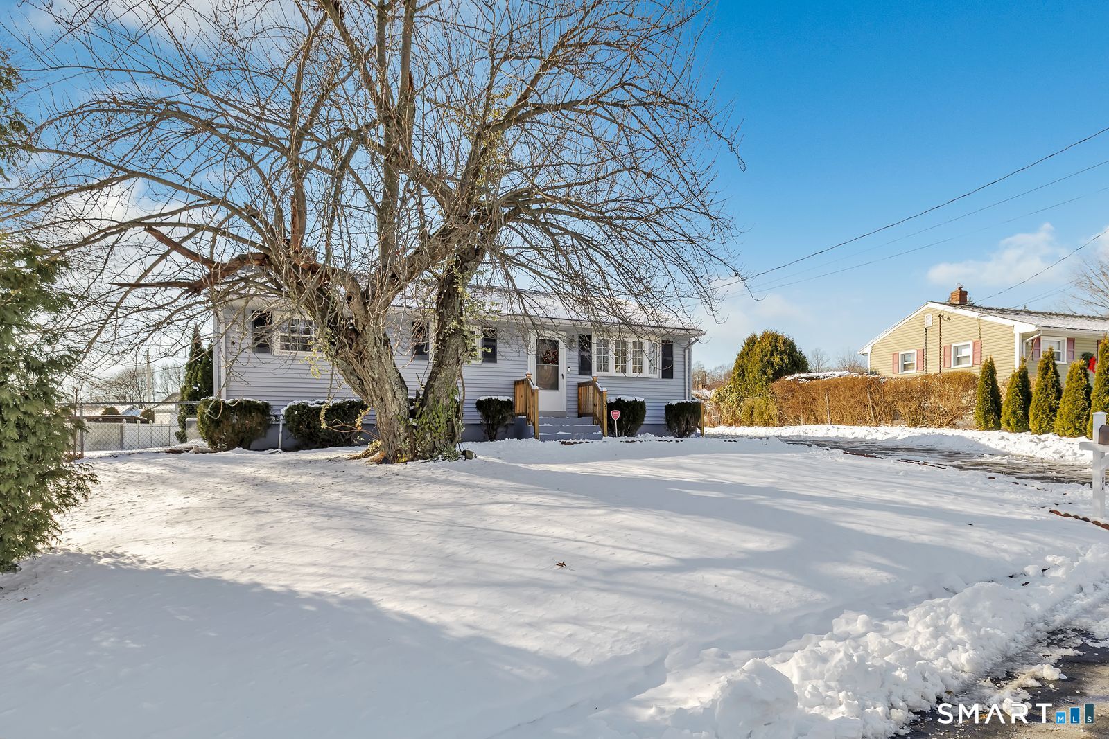 Homes for sale in West Haven, CT | 84 Eileen Rd, West Haven, CT 06516 | MLS# 24145301