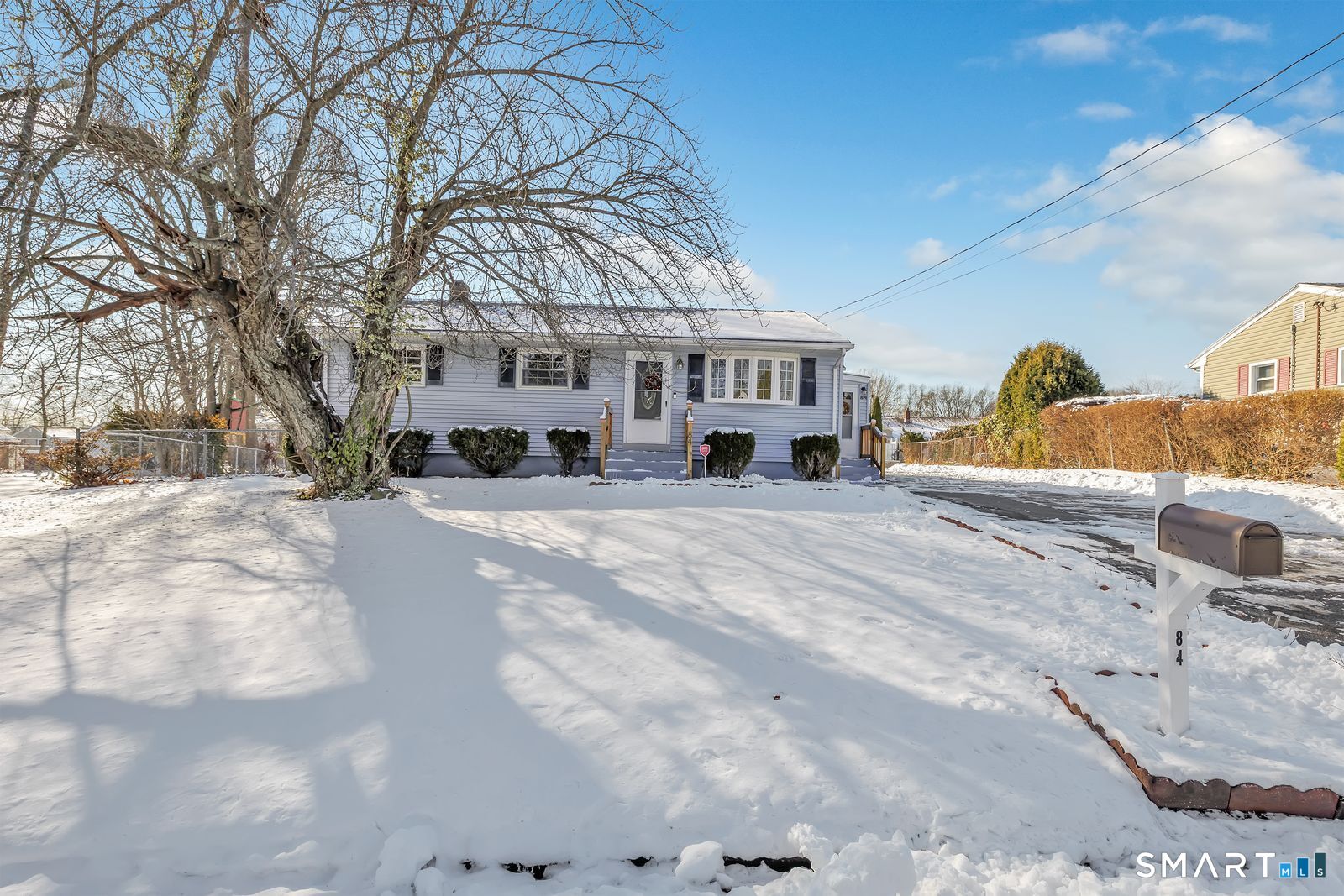 Homes for sale in West Haven, CT | 84 Eileen Rd, West Haven, CT 06516 | MLS# 24145301