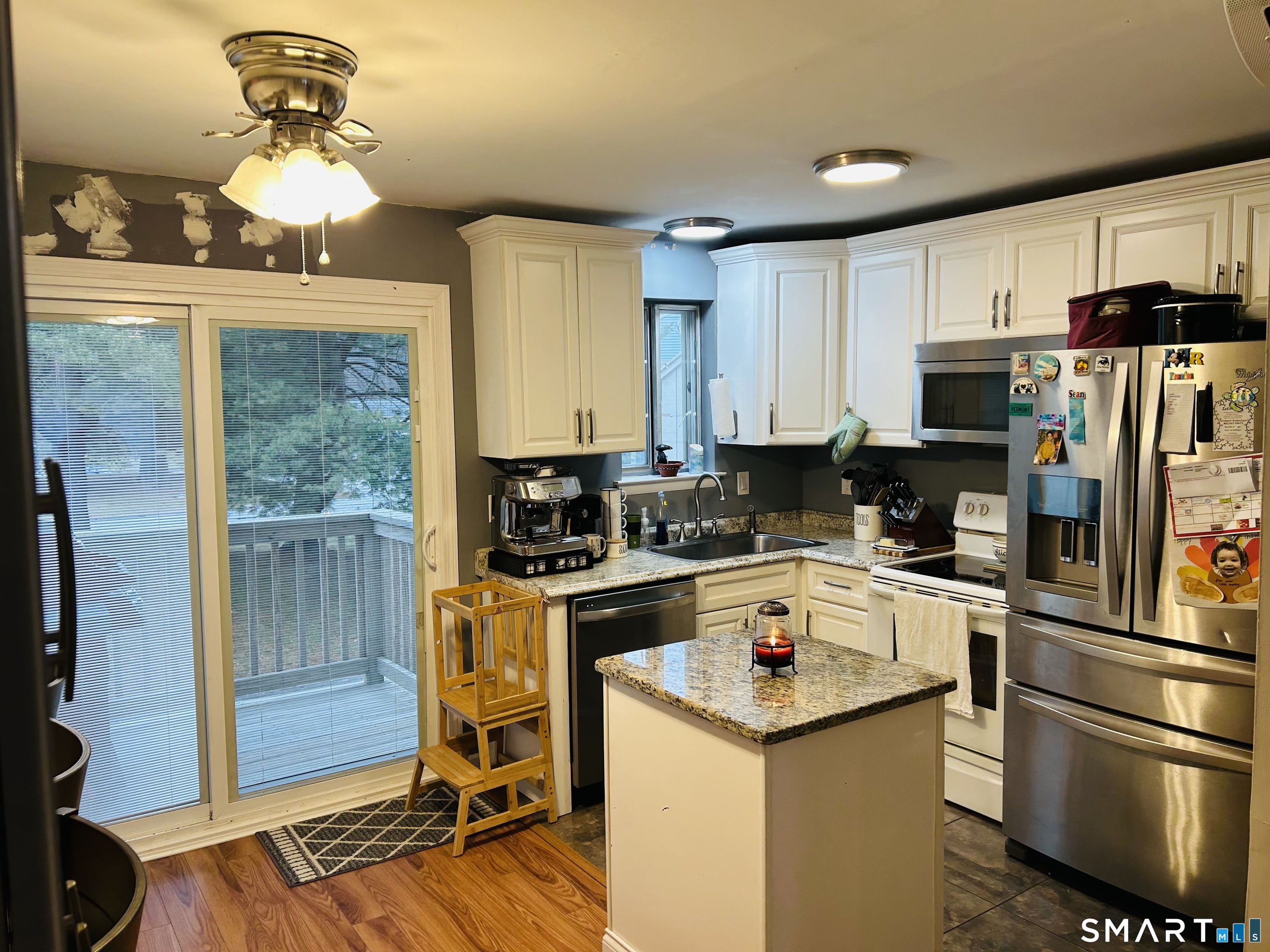 Homes for sale in Middletown, CT | 161 Cynthia Ln #APT E5, Middletown, CT 06457 | MLS# 24145247