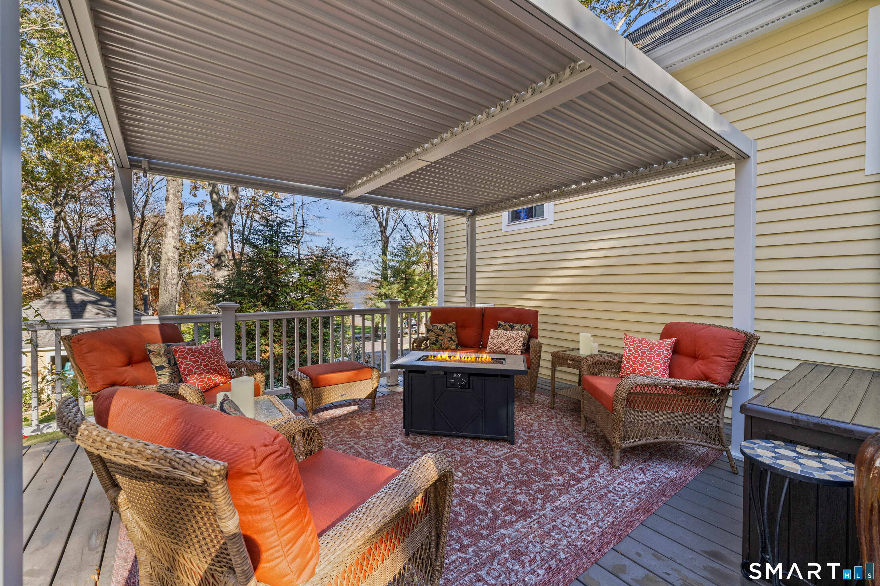 Photo 33 of 11 Essex Hills Drive, Essex, CT