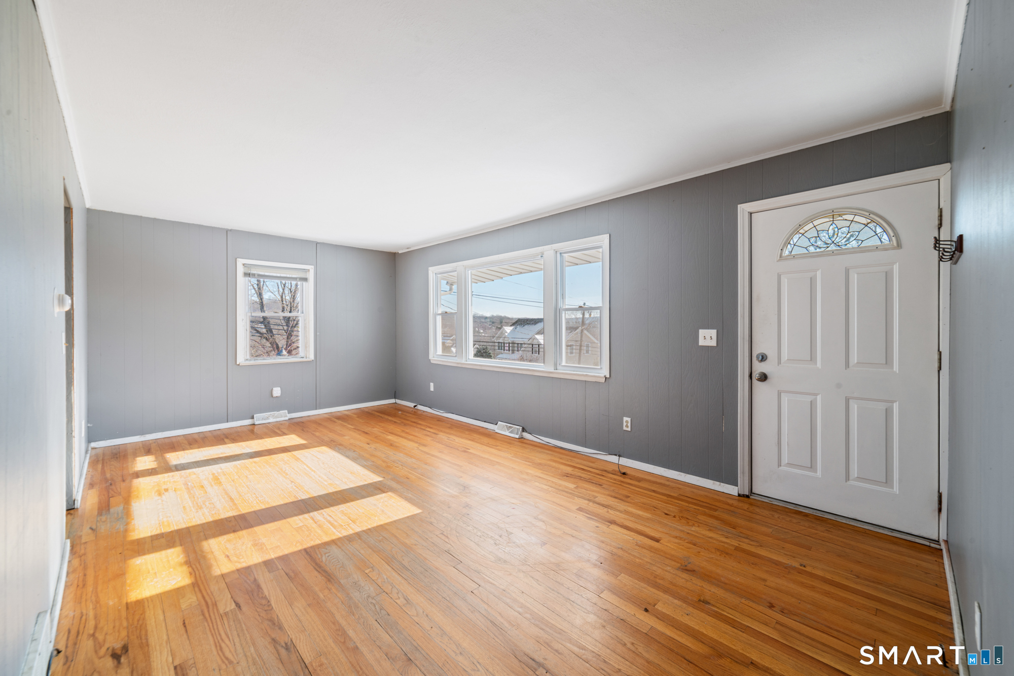 Homes for sale in Seymour, CT | 17 Morningstar Dr, Seymour, CT 06483 | MLS# 24144113