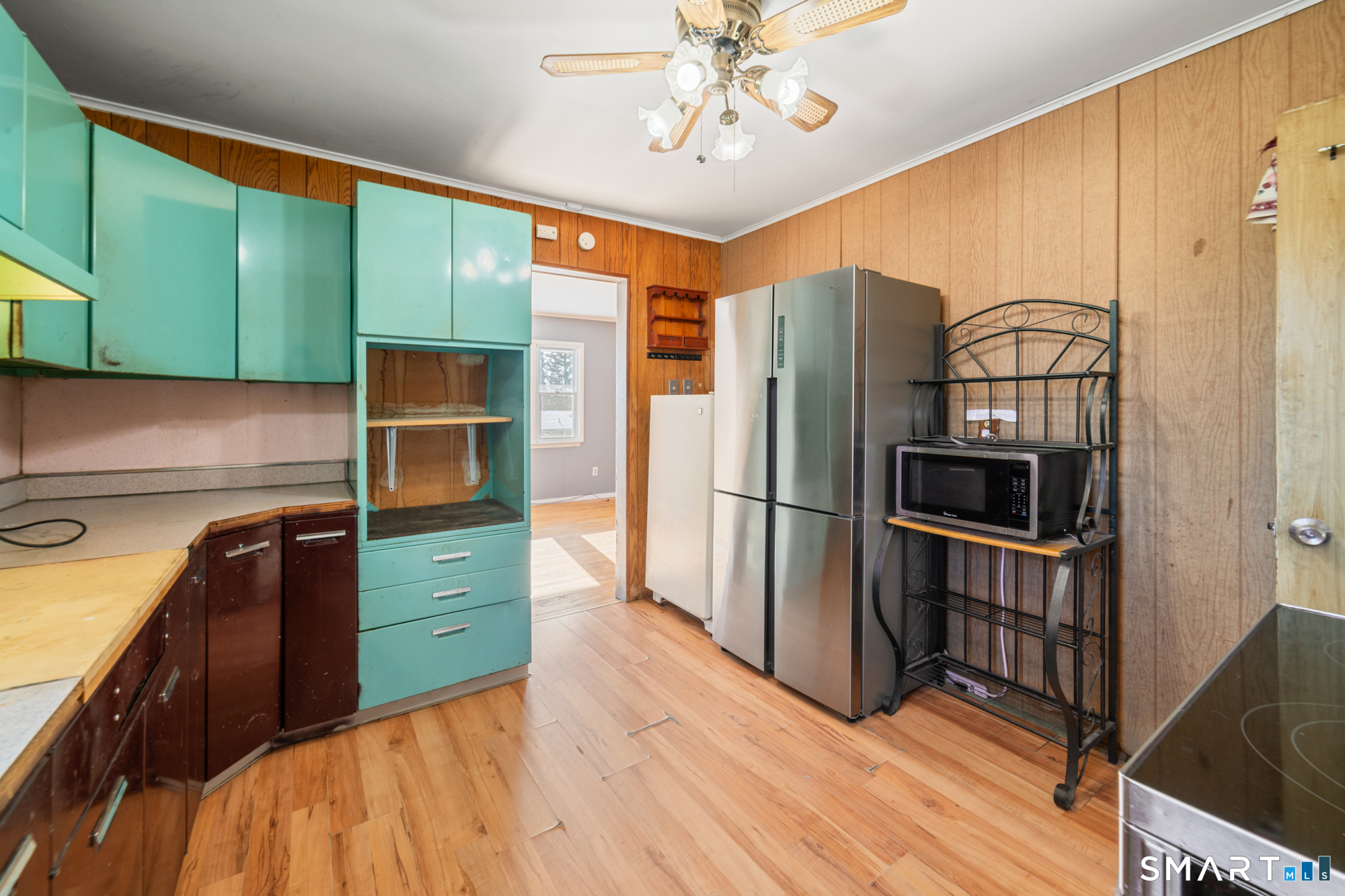 Homes for sale in Seymour, CT | 17 Morningstar Dr, Seymour, CT 06483 | MLS# 24144113