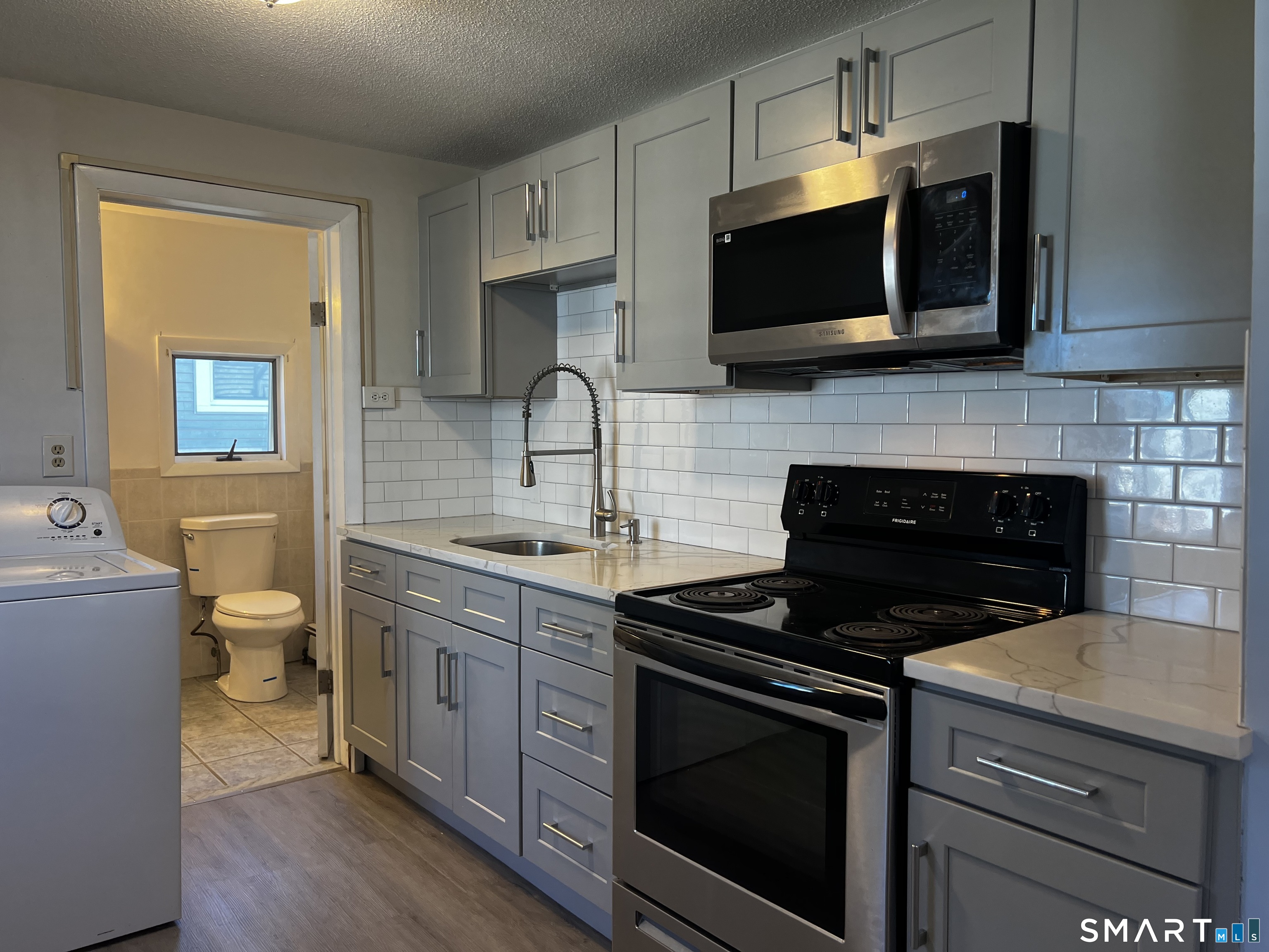 Photo 36 of 40 Portland Avenue, Old Lyme, CT