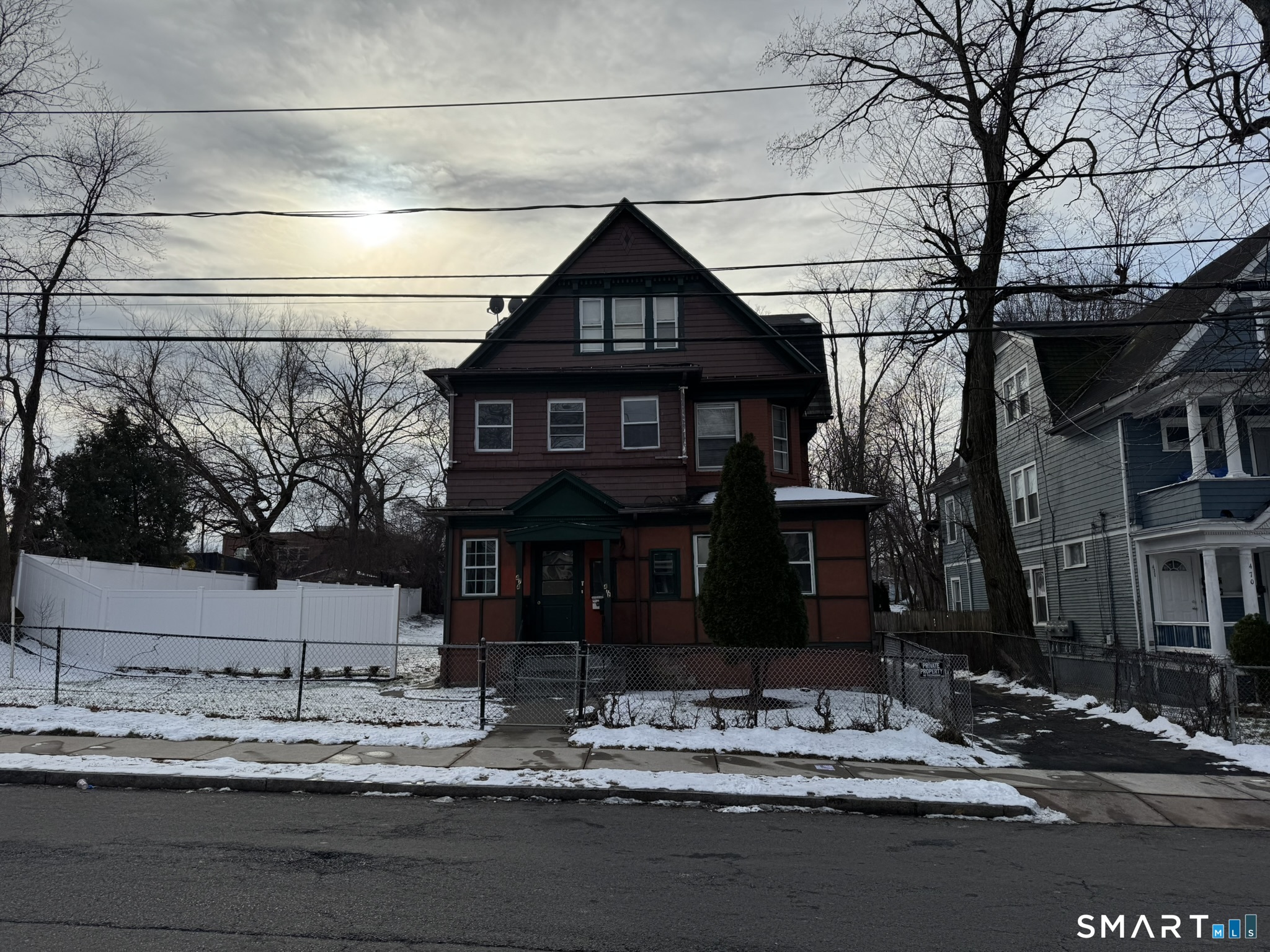 Homes for sale in Hartford, CT | 472 Edgewood St, Hartford, CT 06112 | MLS# 24145359