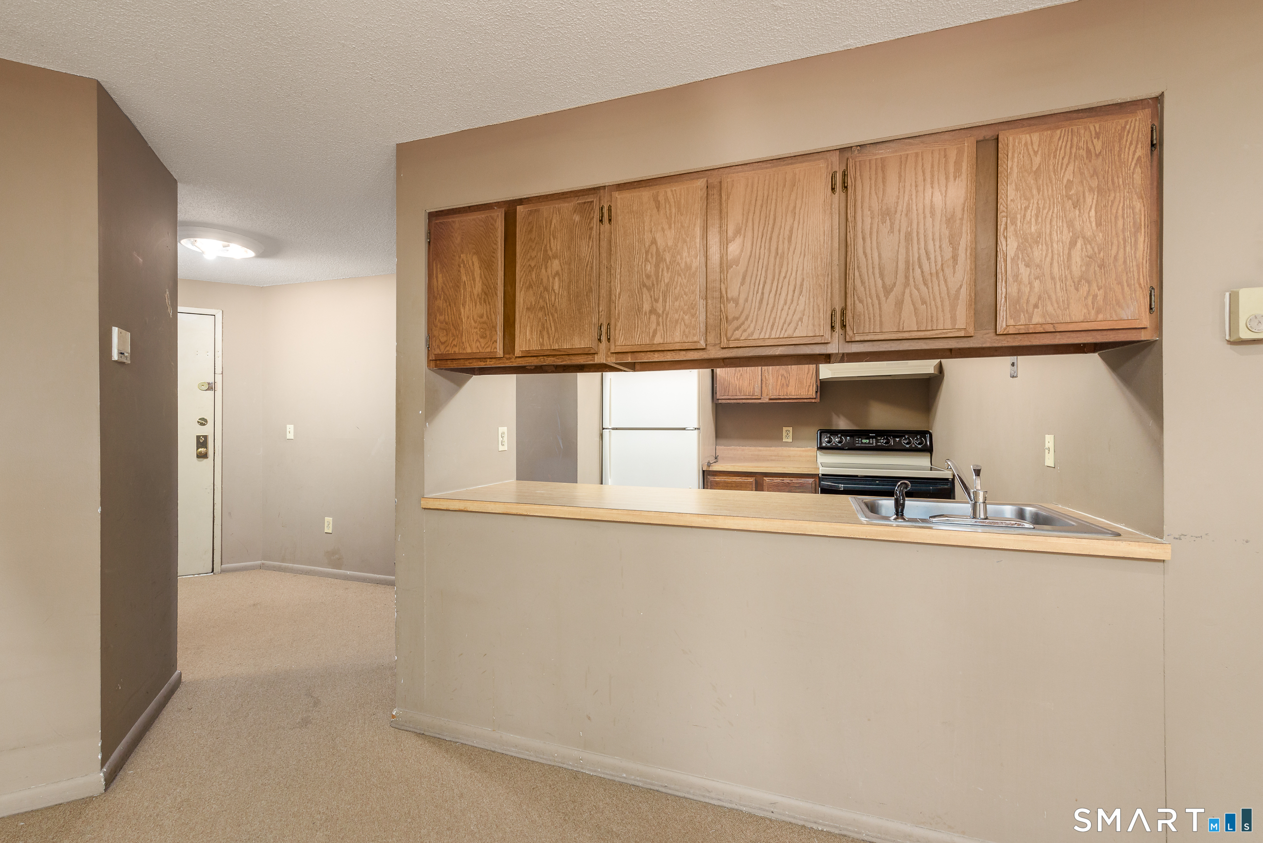 Homes for sale in West Hartford, CT | 38 N Main St #APT 14, West Hartford, CT 06107 | MLS# 24145380