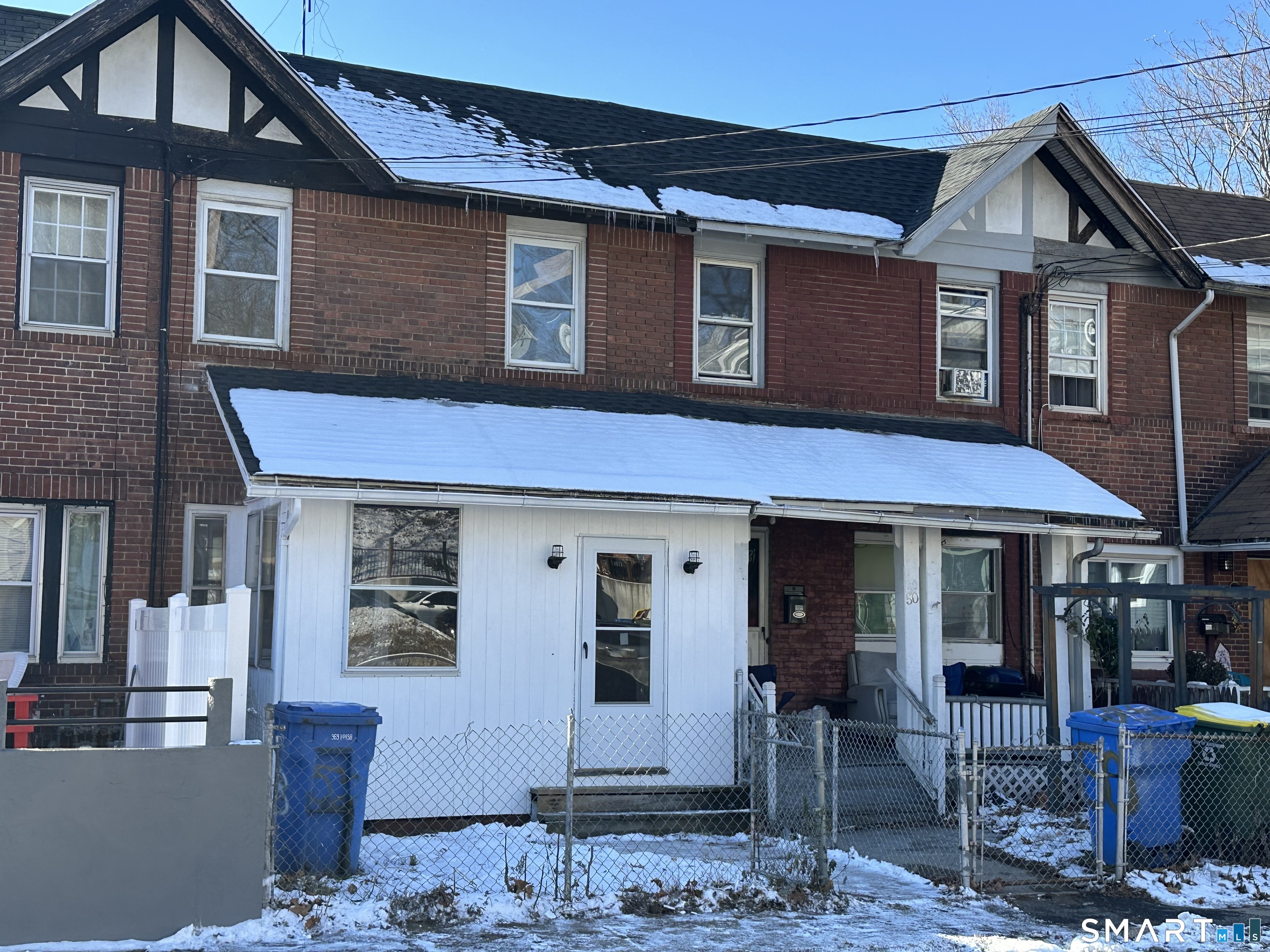 Homes for sale in Waterbury, CT | 52 Oak St, Waterbury, CT 06704 | MLS# 24145391