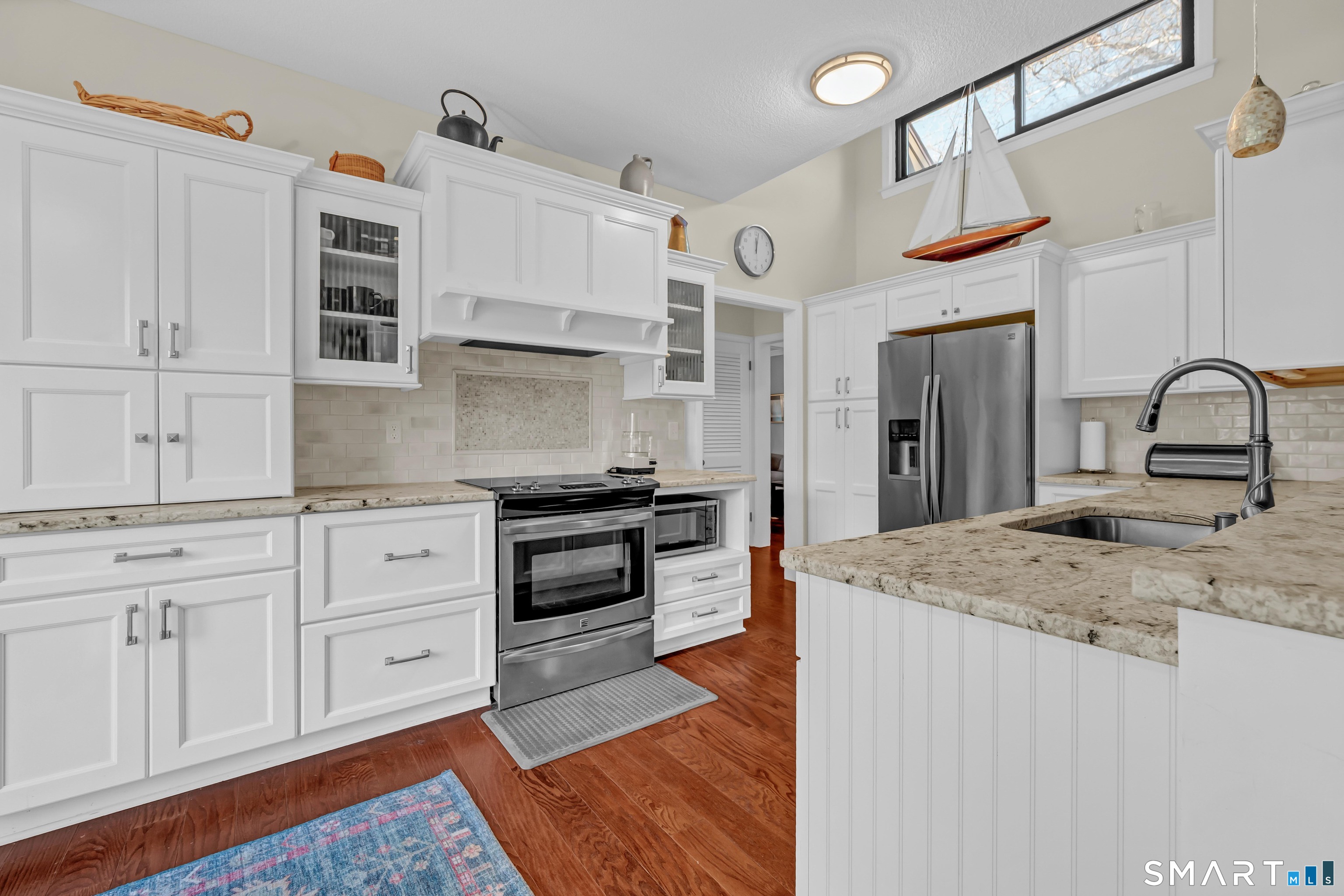 Homes for sale in Southbury, CT | 123 Heritage Vlg #B, Southbury, CT 06488 | MLS# 24145278