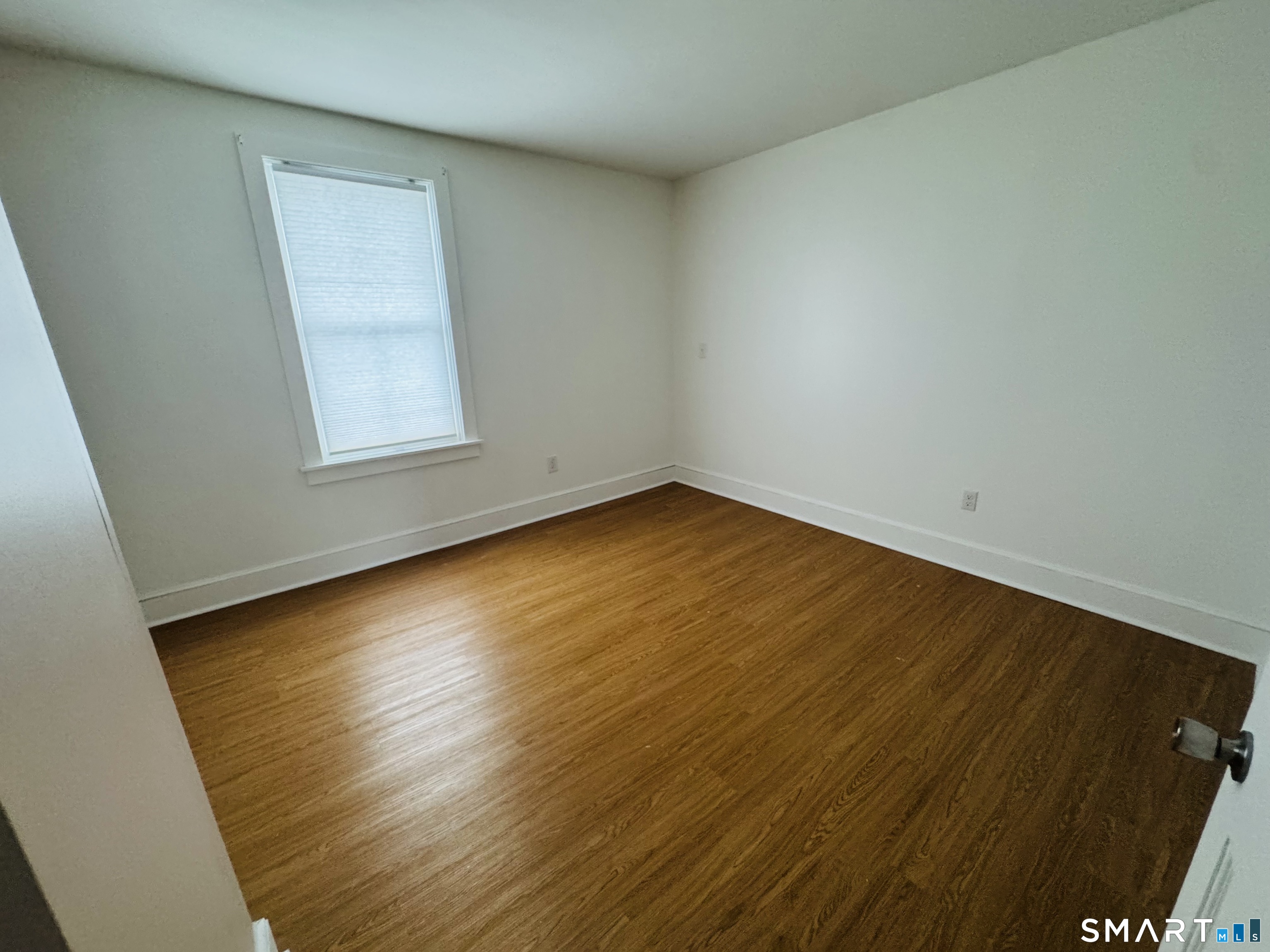 Homes for sale in Killingly, CT | 239 Main St, Killingly, CT 06239 | MLS# 24145396