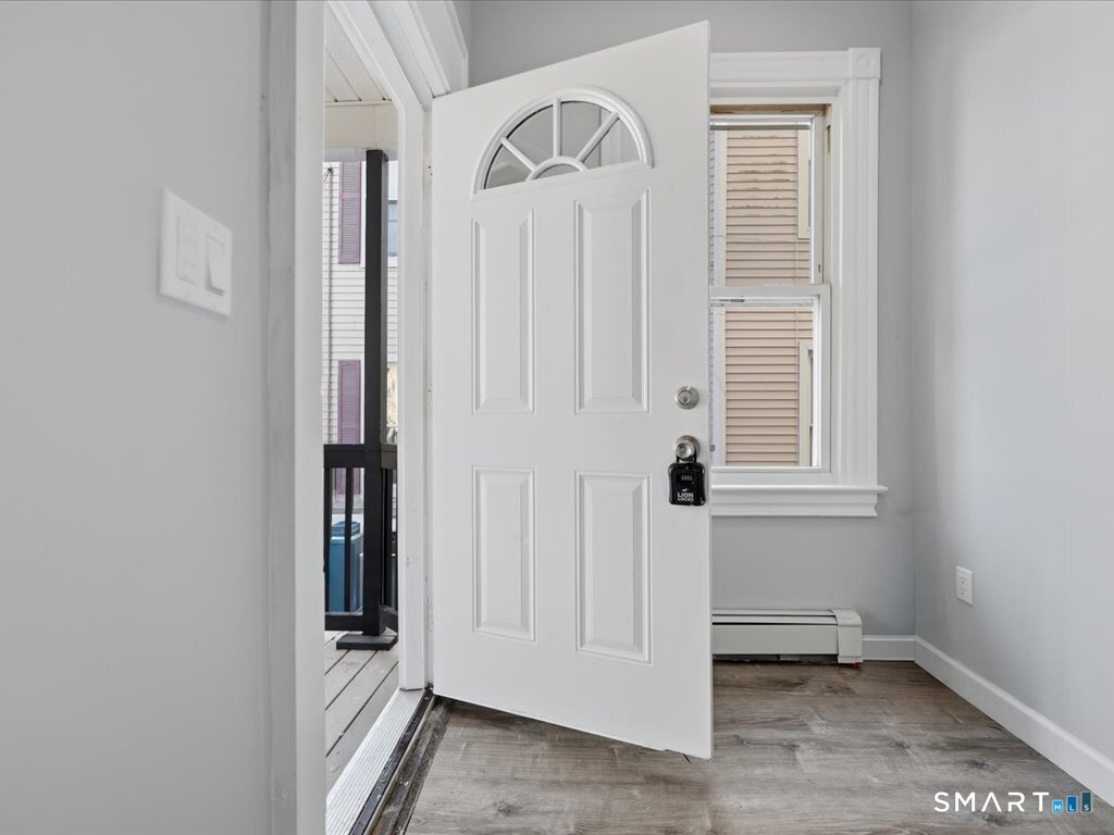 Homes for sale in Norwich, CT | 78 Mckinley Ave, Norwich, CT 06360 | MLS# 24144409