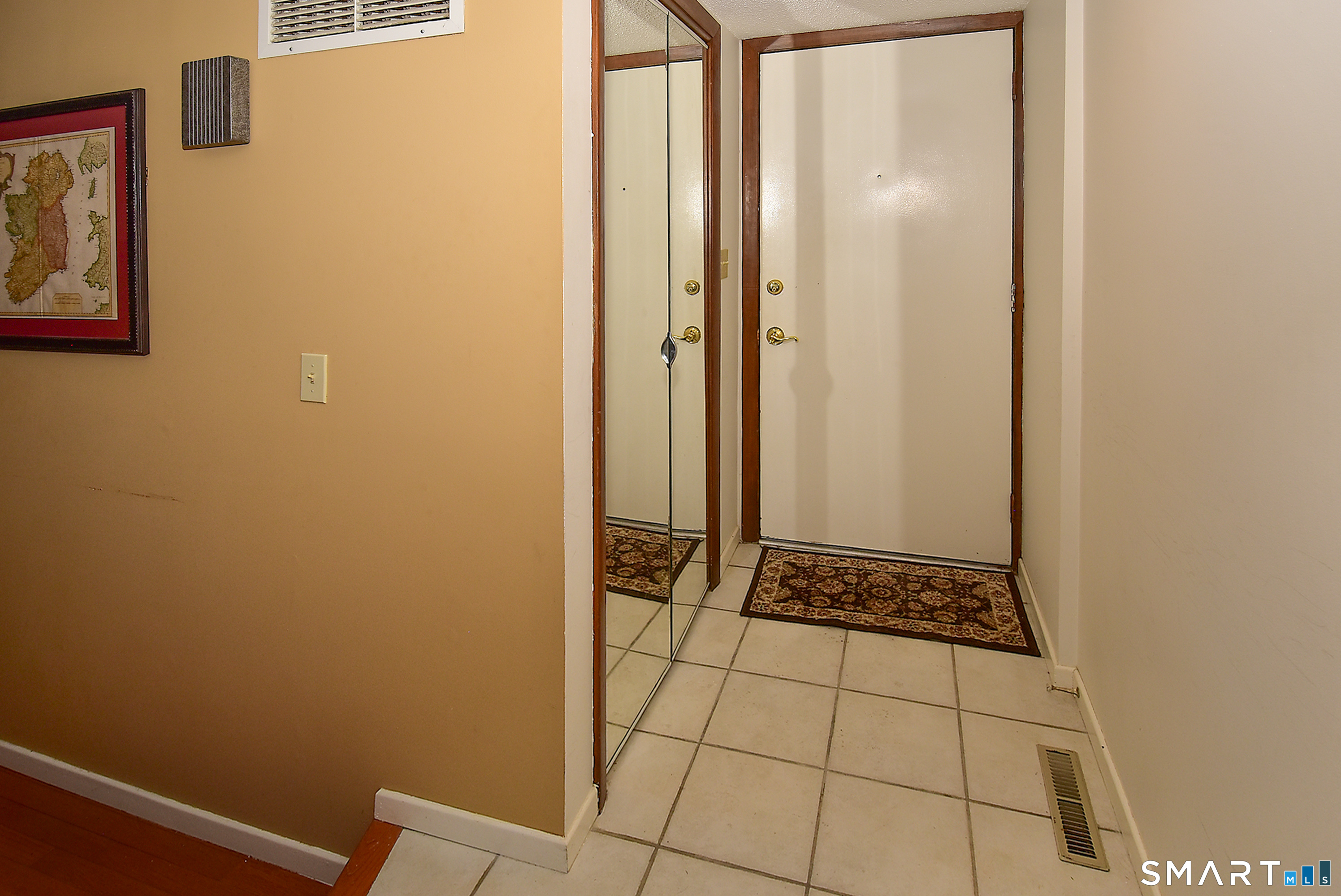 Homes for sale in Manchester, CT | 49 Cliffside Dr #B, Manchester, CT 06042 | MLS# 24144426