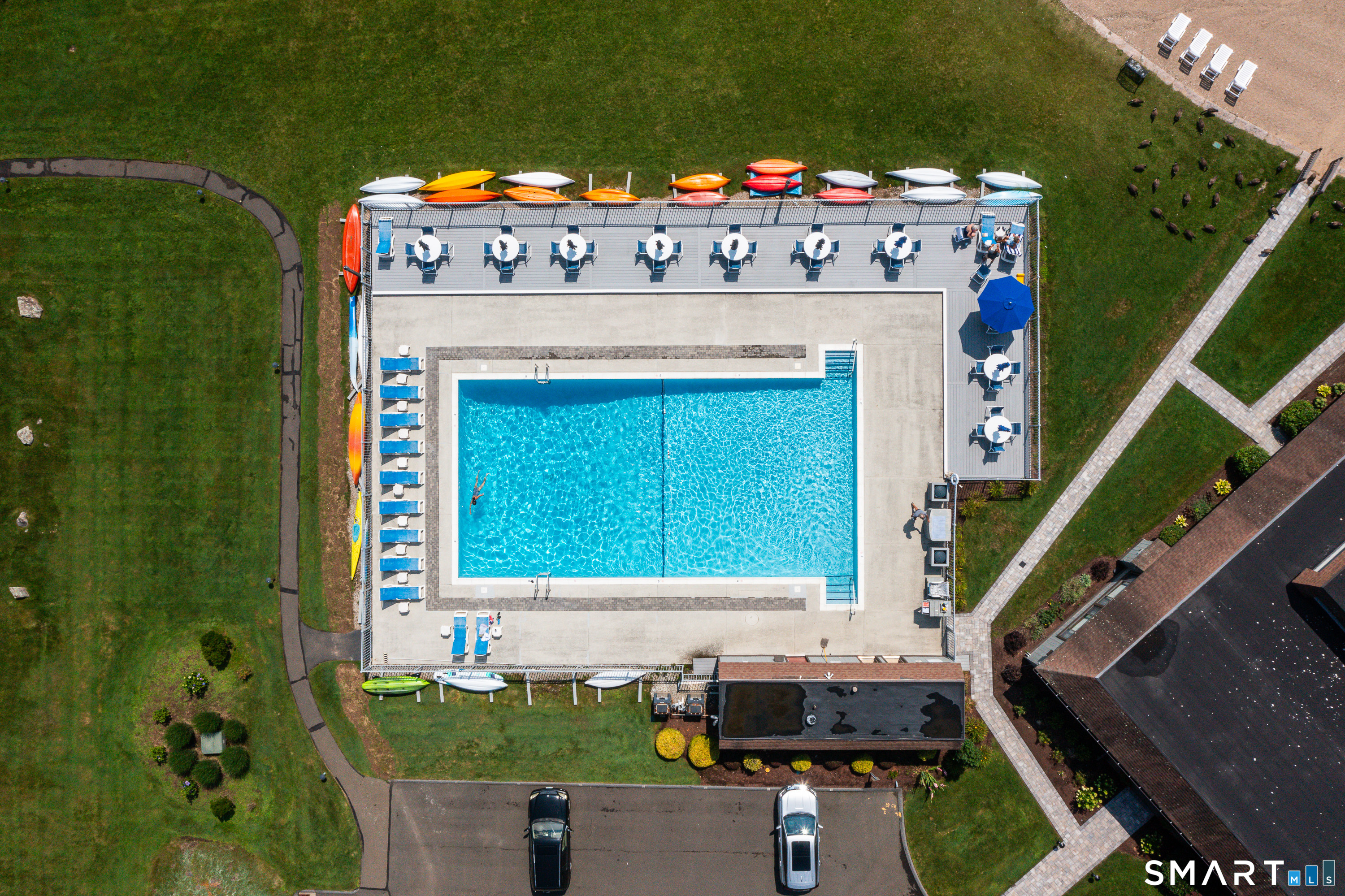 Homes for sale in Branford, CT | 33 Harbour Vlg #D, Branford, CT 06405 | MLS# 24145381