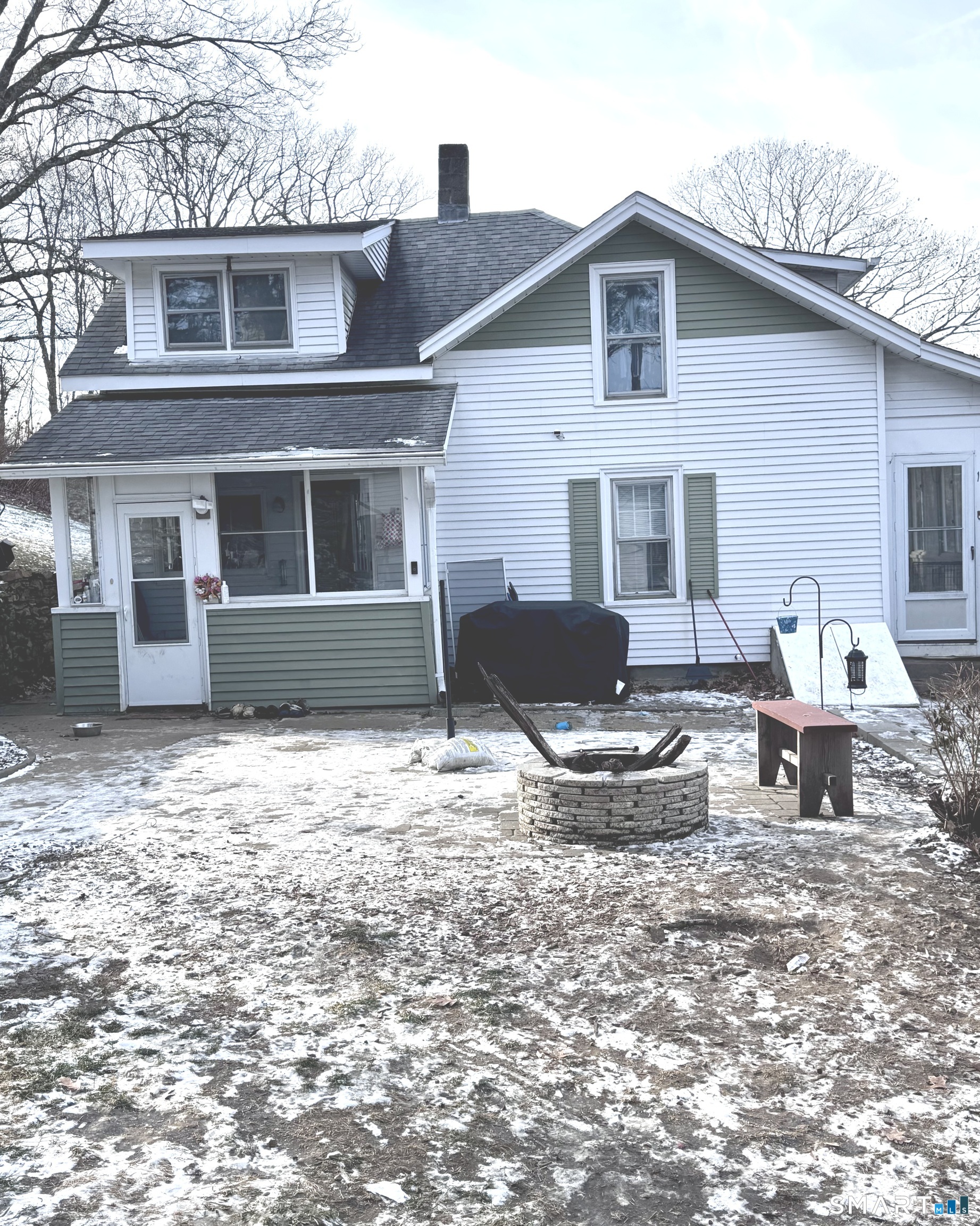 Homes for sale in Vernon, CT | 17 Spruce St, Vernon, CT 06066 | MLS# 24142056