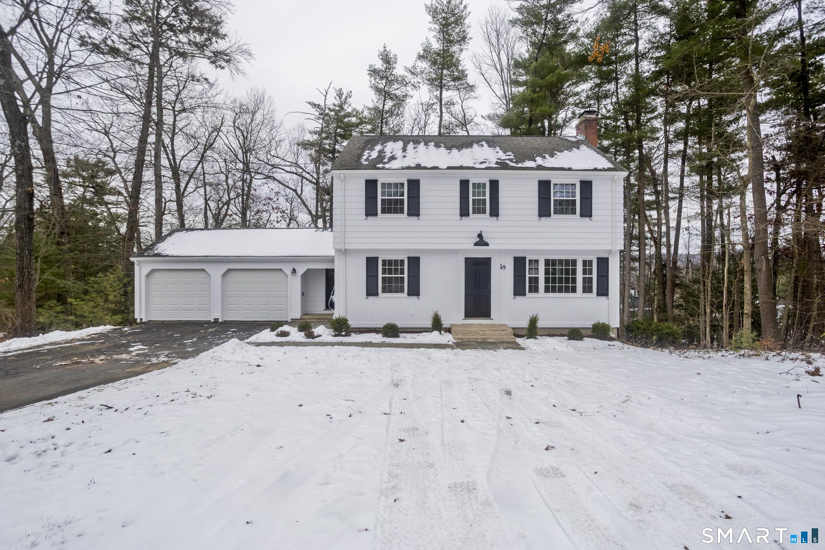 Homes for sale in Simsbury, CT | 49 Carver Cir, Simsbury, CT 06070 | MLS# 24145103