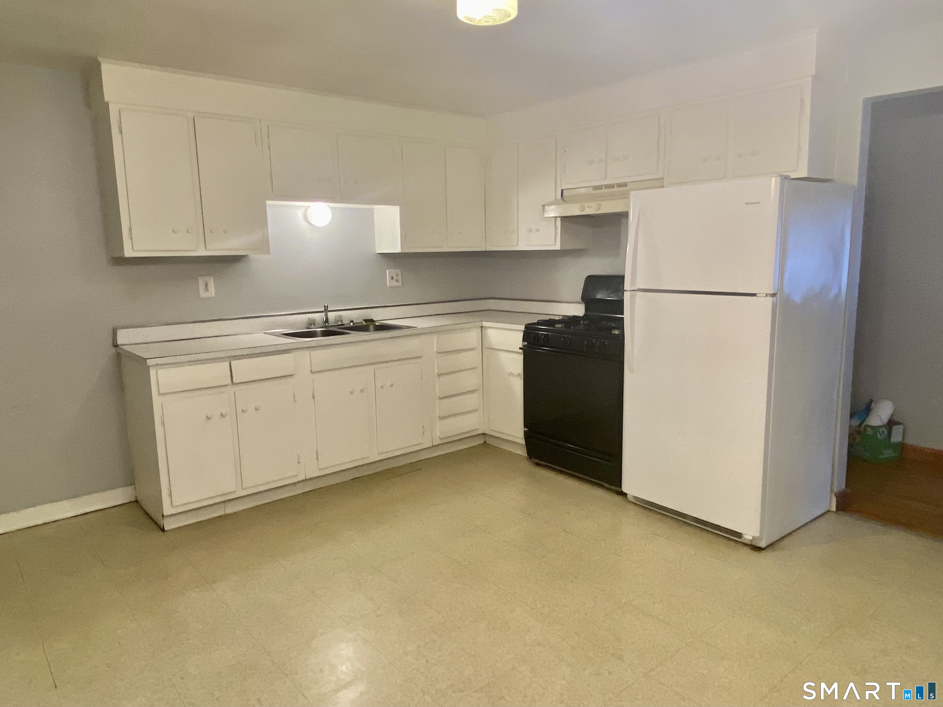 Homes for sale in New Britain, CT | 1215 Corbin Ave, New Britain, CT 06053 | MLS# 24145079