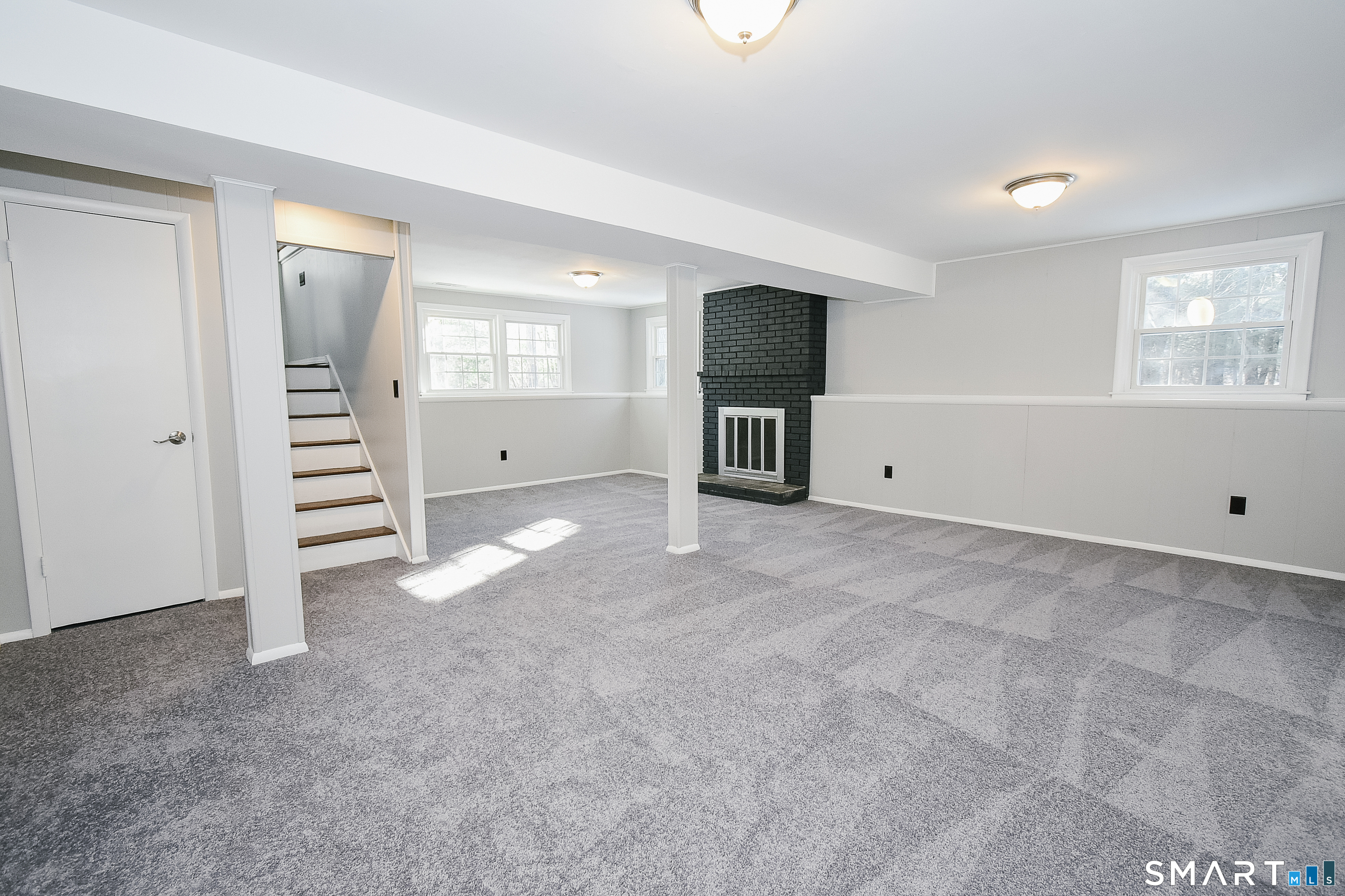 Homes for sale in Simsbury, CT | 29 Minister Brook Dr, Simsbury, CT 06070 | MLS# 24145441