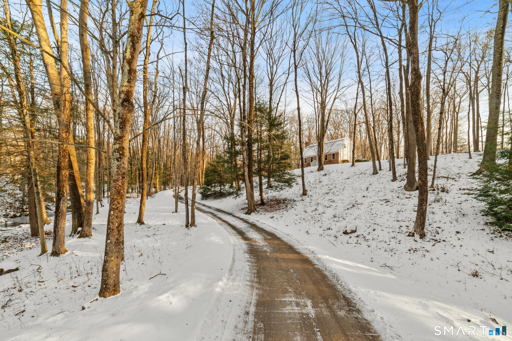 Homes for sale in Southbury, CT | 672 Old Waterbury Rd, Southbury, CT 06488 | MLS# 24144279