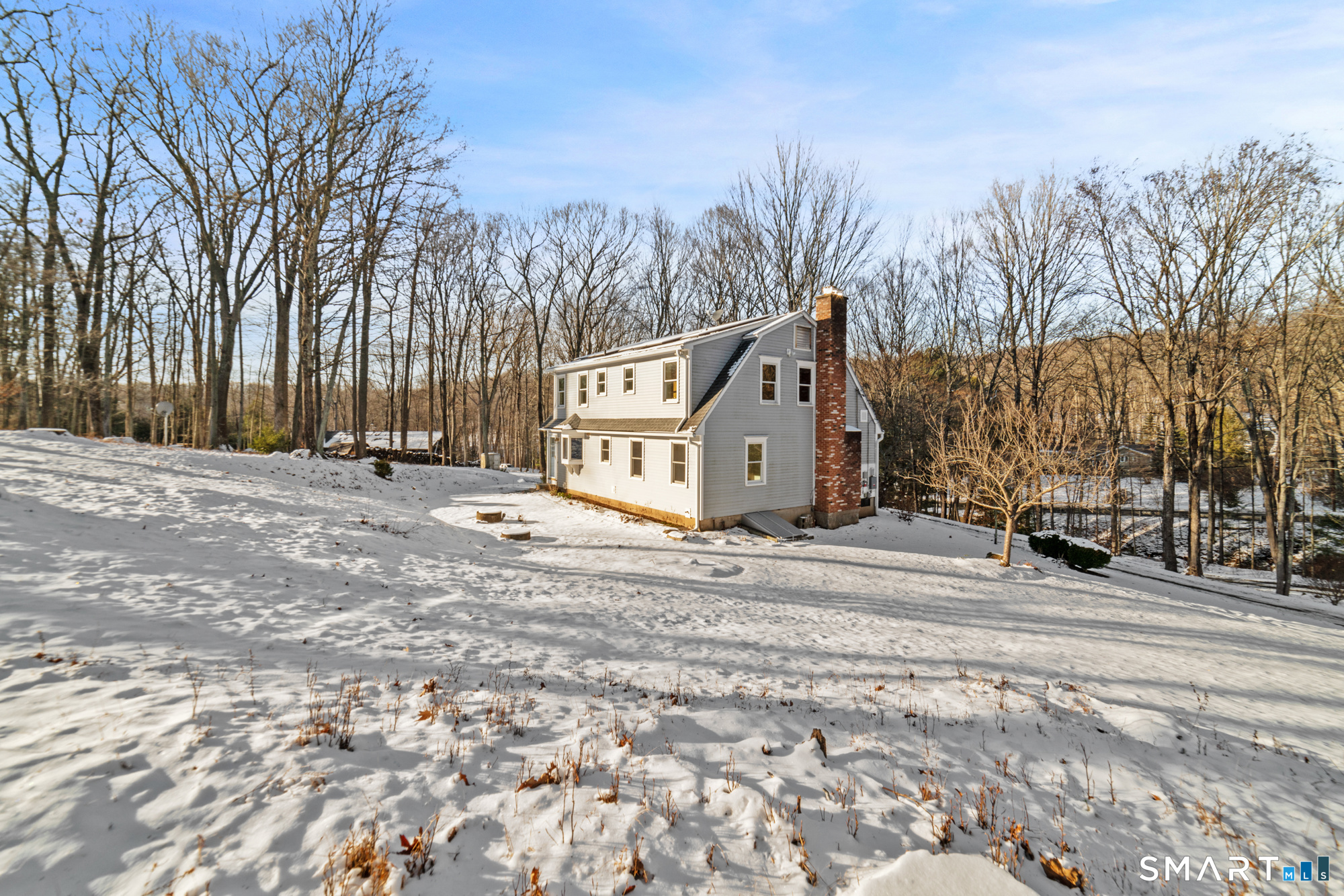 Homes for sale in Southbury, CT | 672 Old Waterbury Rd, Southbury, CT 06488 | MLS# 24144279