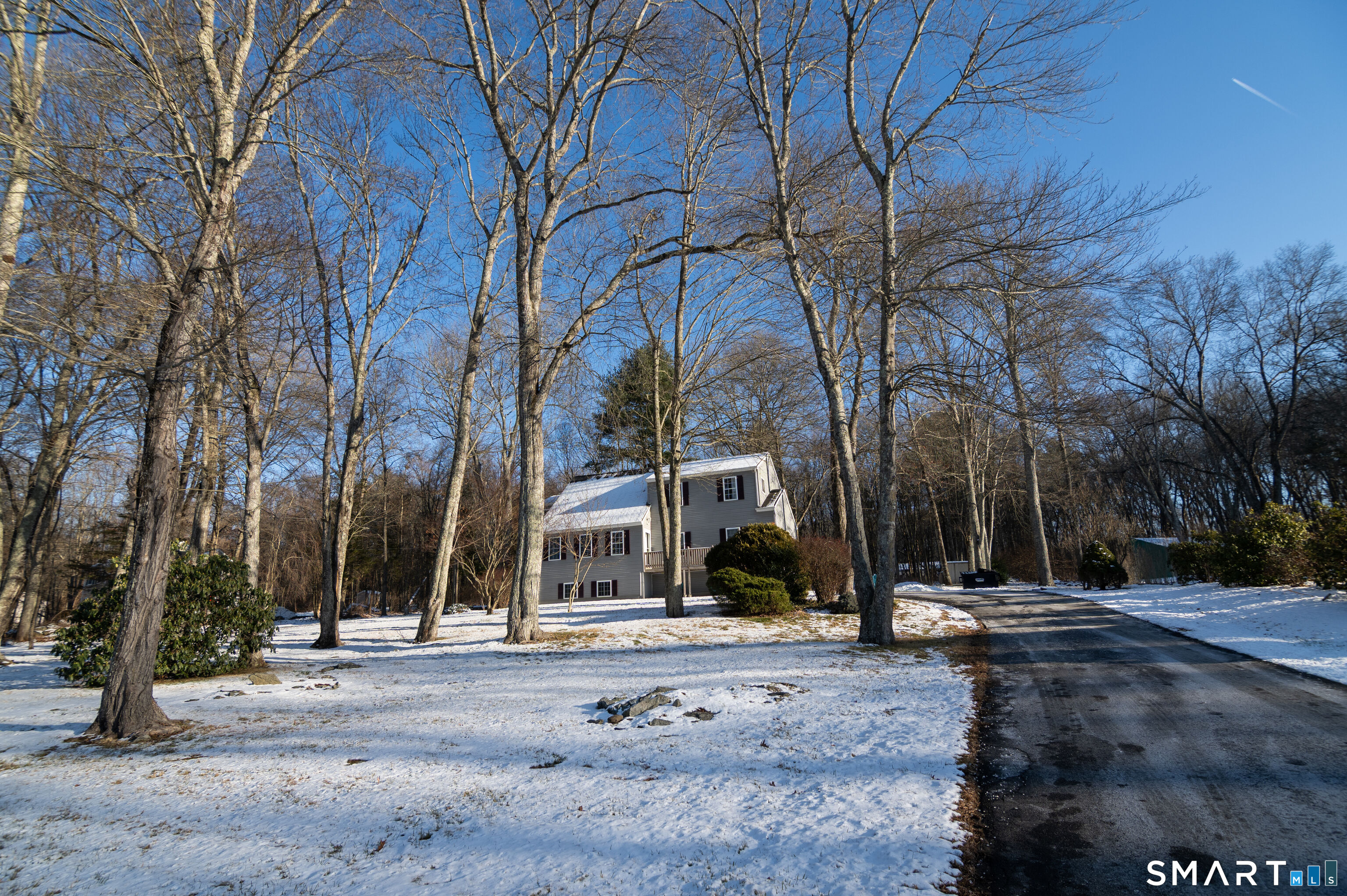 Homes for sale in Plainfield, CT | 8 Juniper Ln, Plainfield, CT 06354 | MLS# 24114069