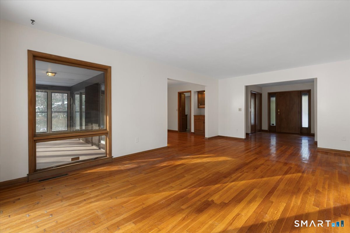 Homes for sale in Hamden, CT | 1405 Dunbar Hill Rd, Hamden, CT 06514 | MLS# 24145472