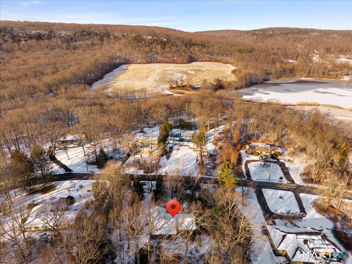 Homes for sale in Hamden, CT | 1405 Dunbar Hill Rd, Hamden, CT 06514 | MLS# 24145472