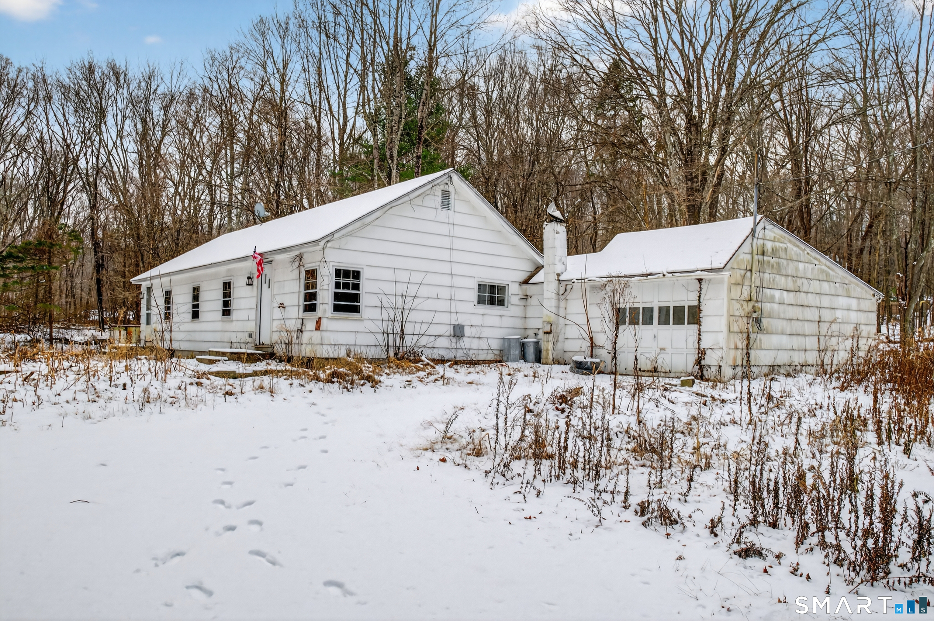 Homes for sale in Newtown, CT | 29 Orchard Hill Rd, Newtown, CT 06470 | MLS# 24145183