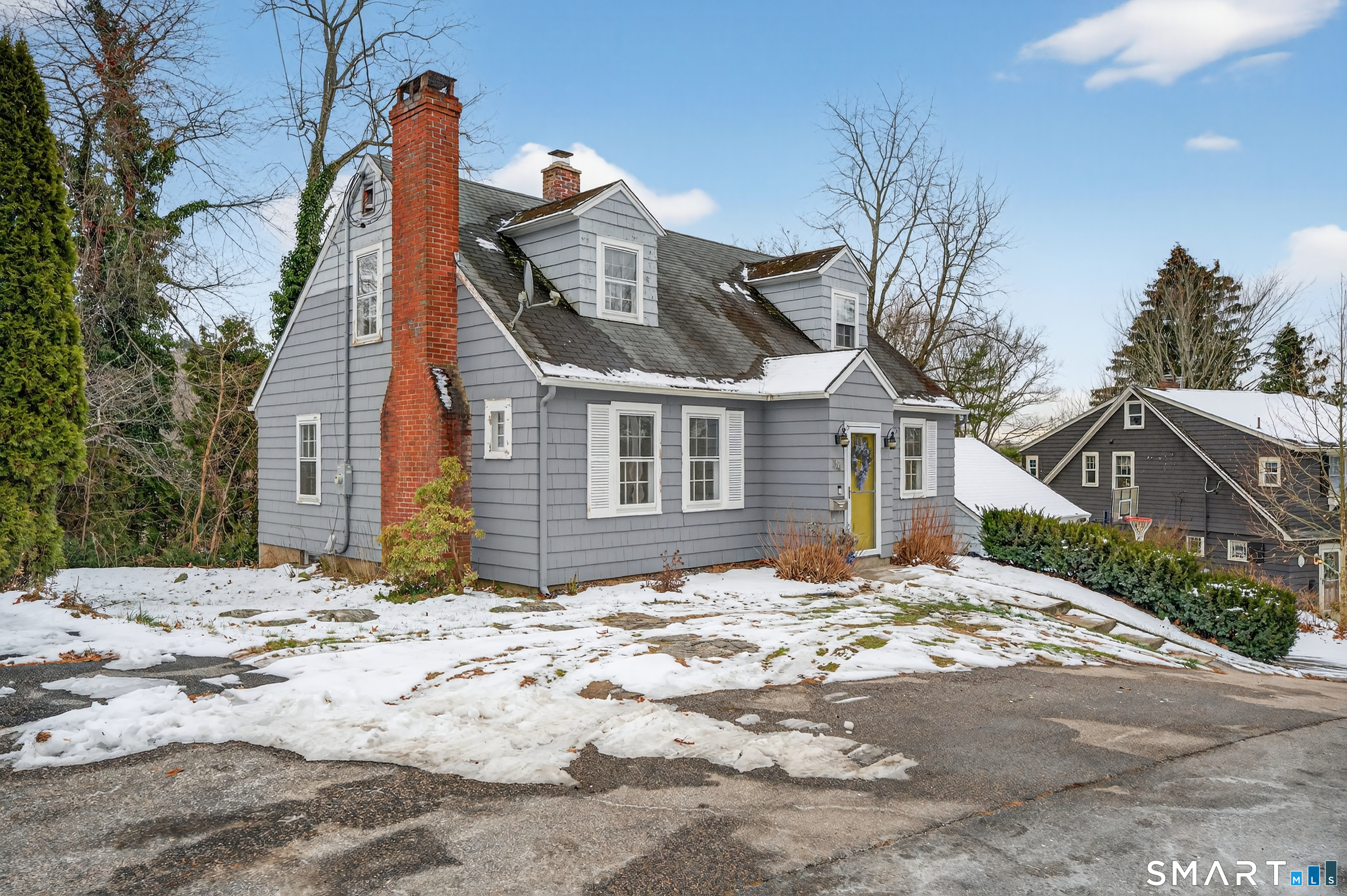 Homes for sale in Norwich, CT | 34 Harland Pl, Norwich, CT 06360 | MLS# 24145350